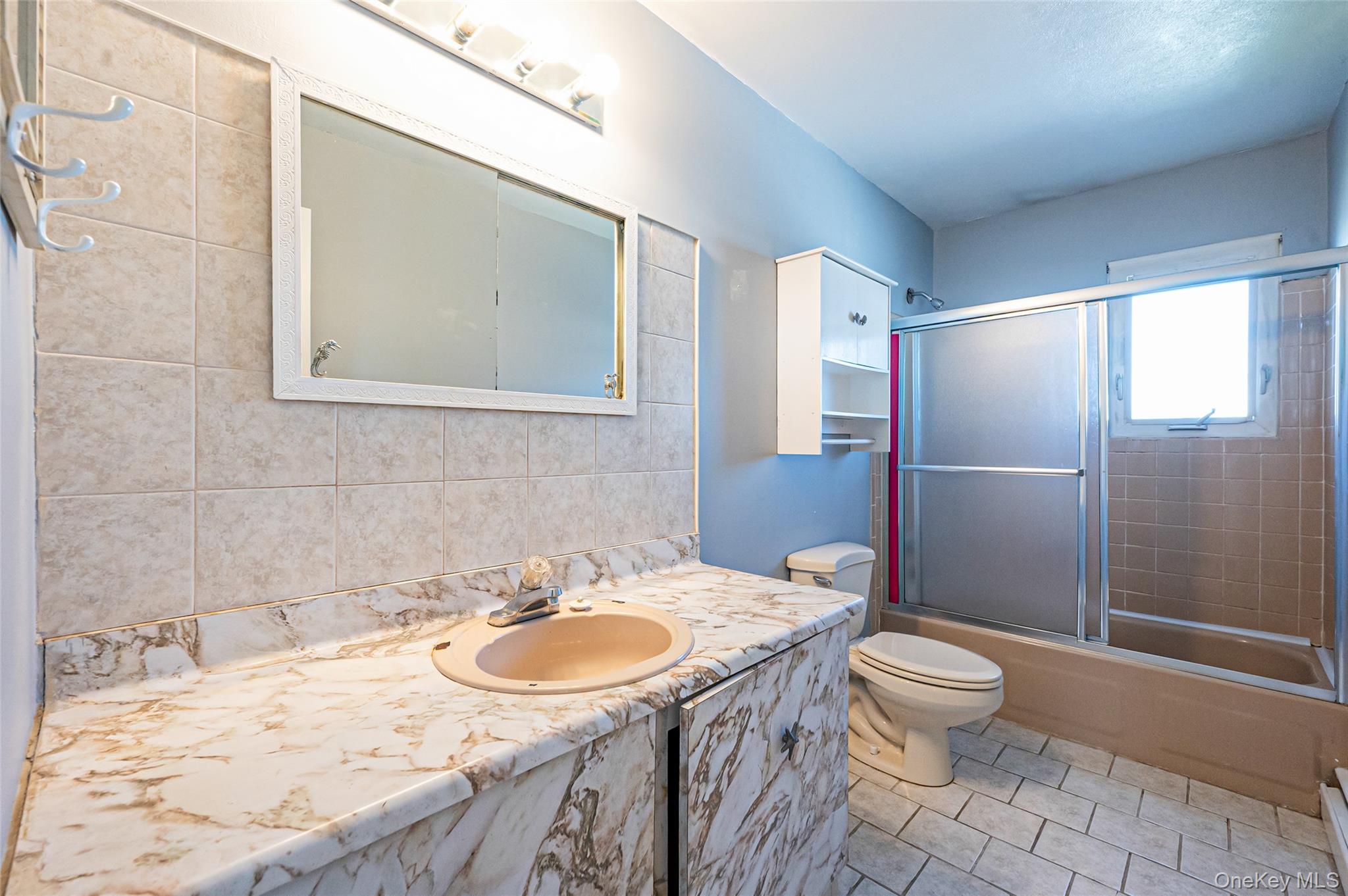 233 Alhambra Avenue — photo 11