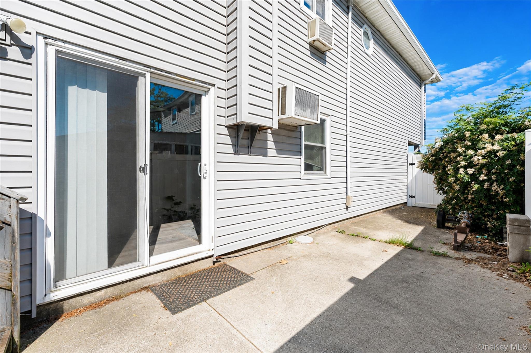 233 Alhambra Avenue — photo 18