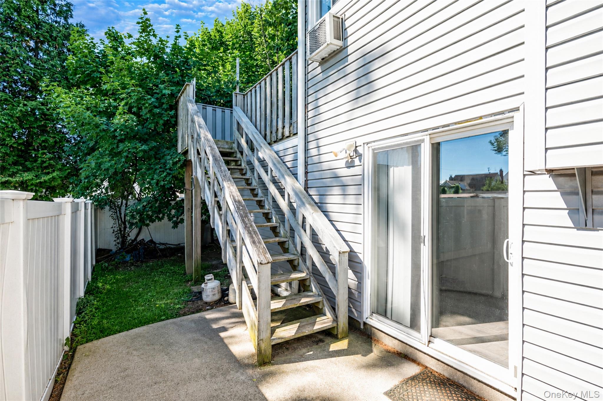 233 Alhambra Avenue — photo 20