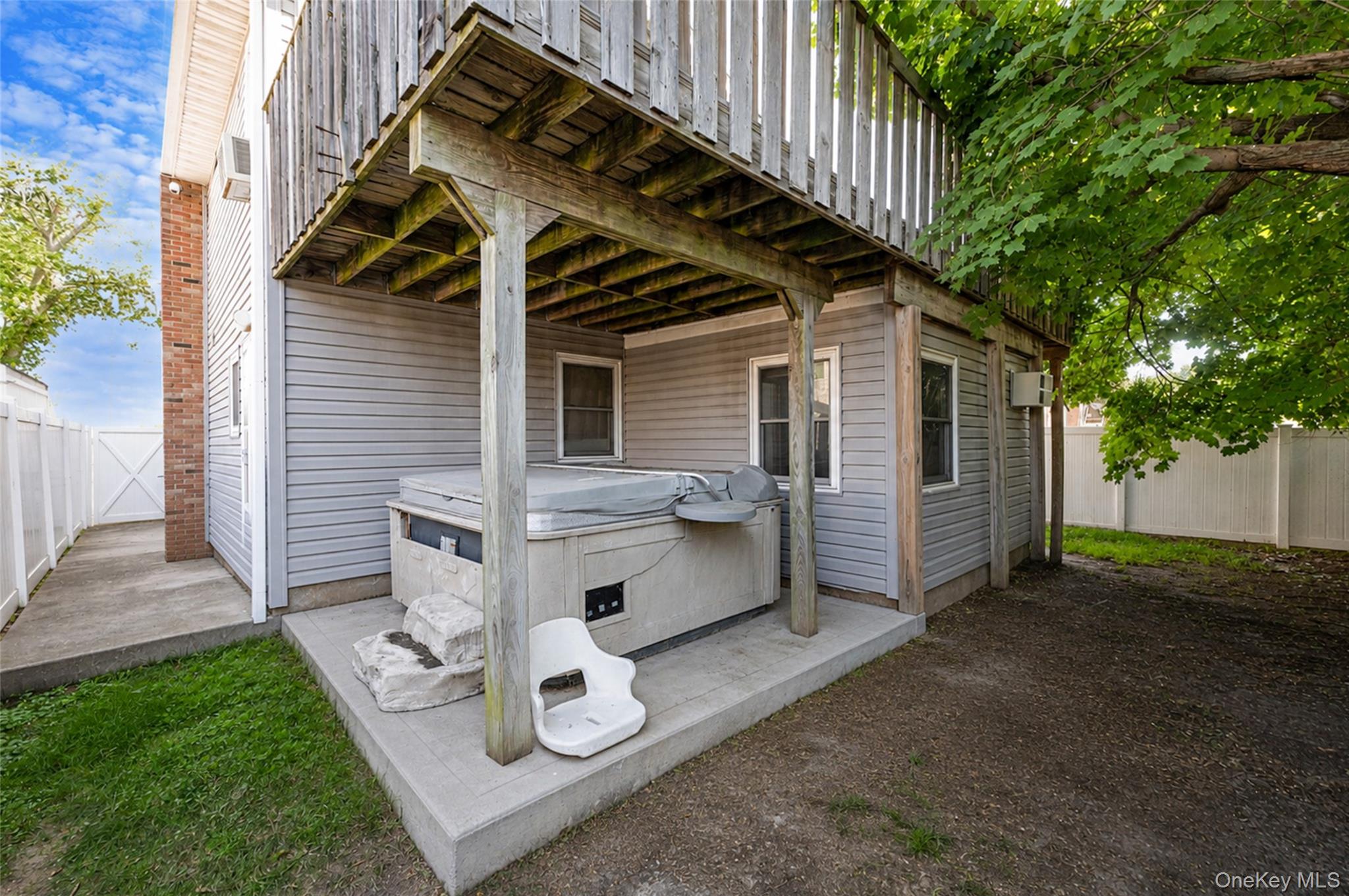 233 Alhambra Avenue — photo 21