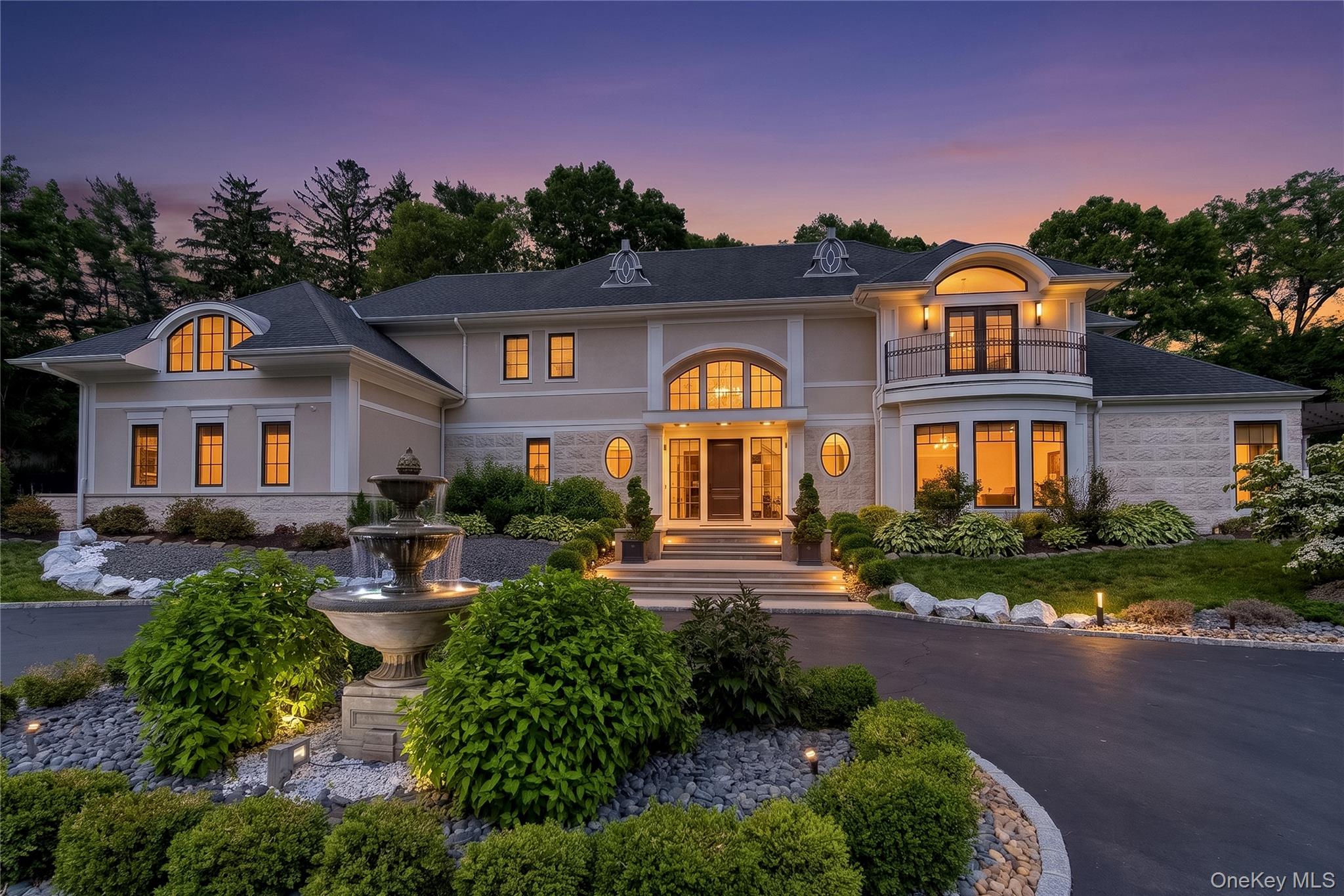 1782 Route 106, Muttontown
