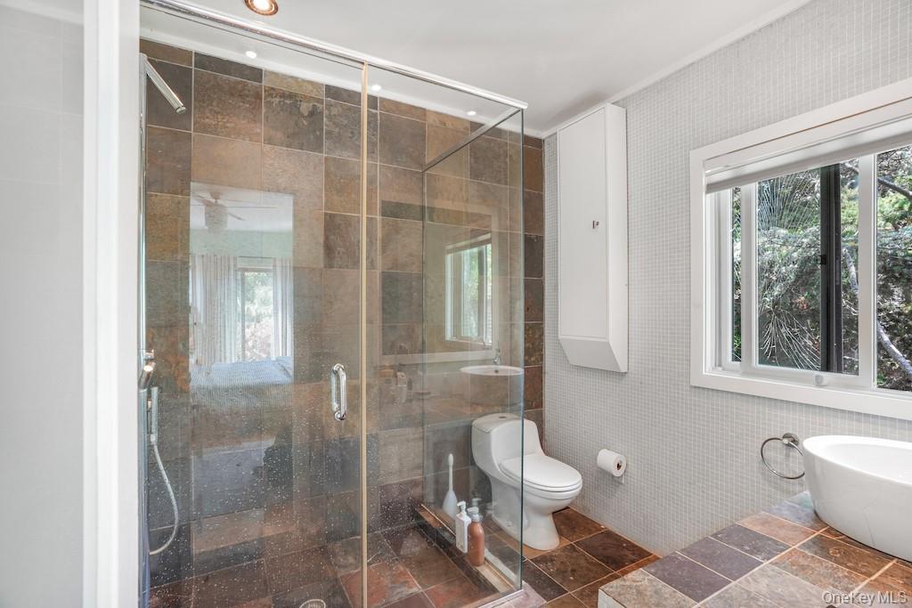 136 Beach Hill Walk — photo 23