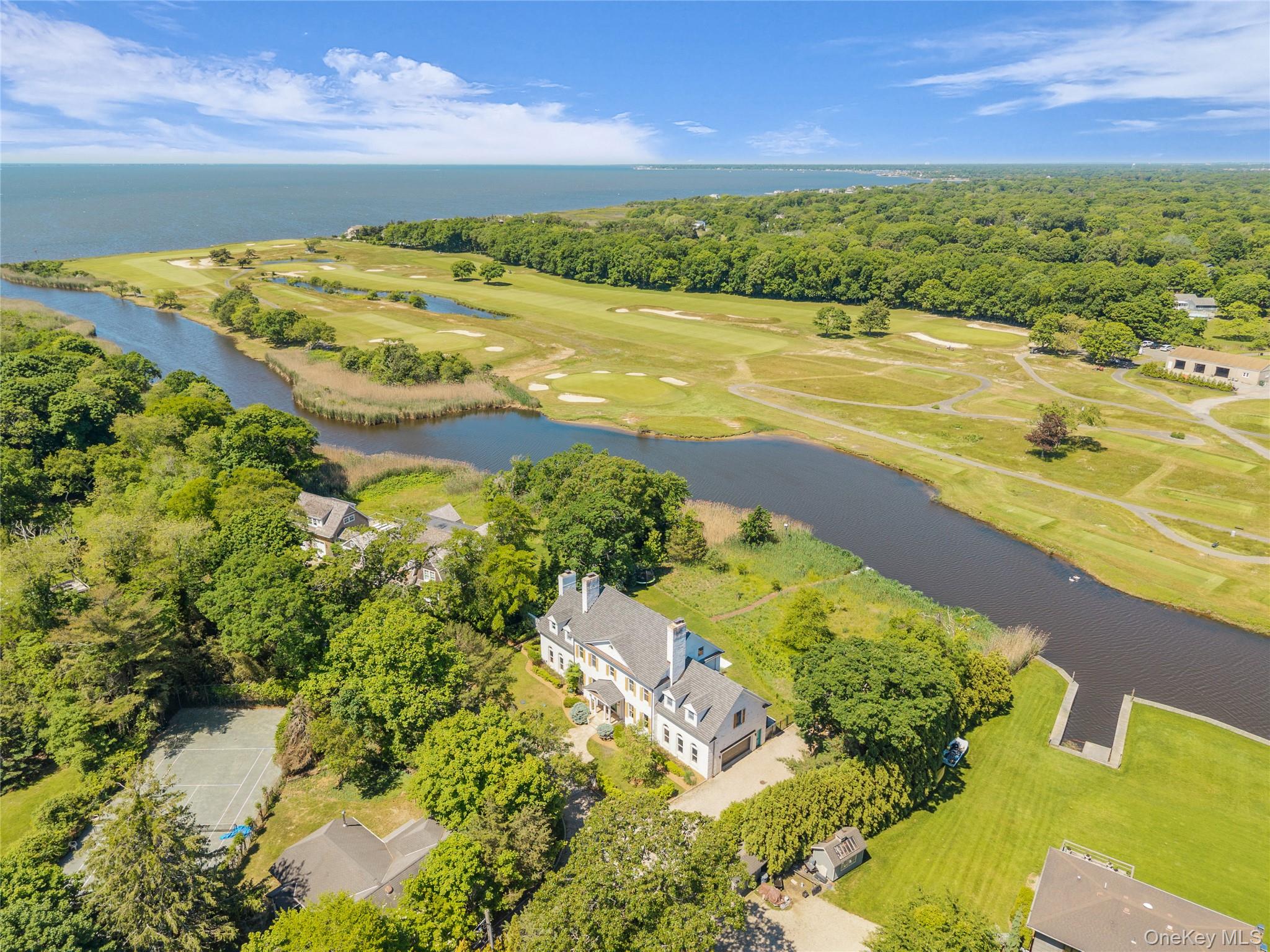 68 Howells Point Road, Bellport Village