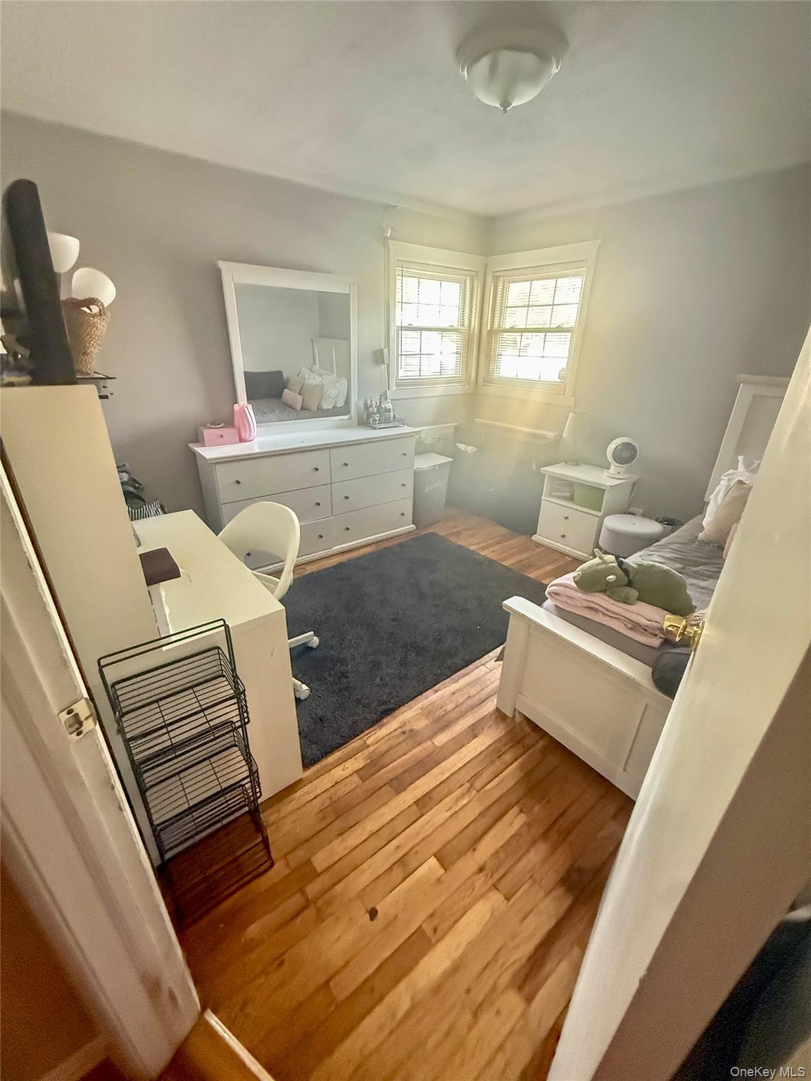685 Seabury Avenue — photo 11