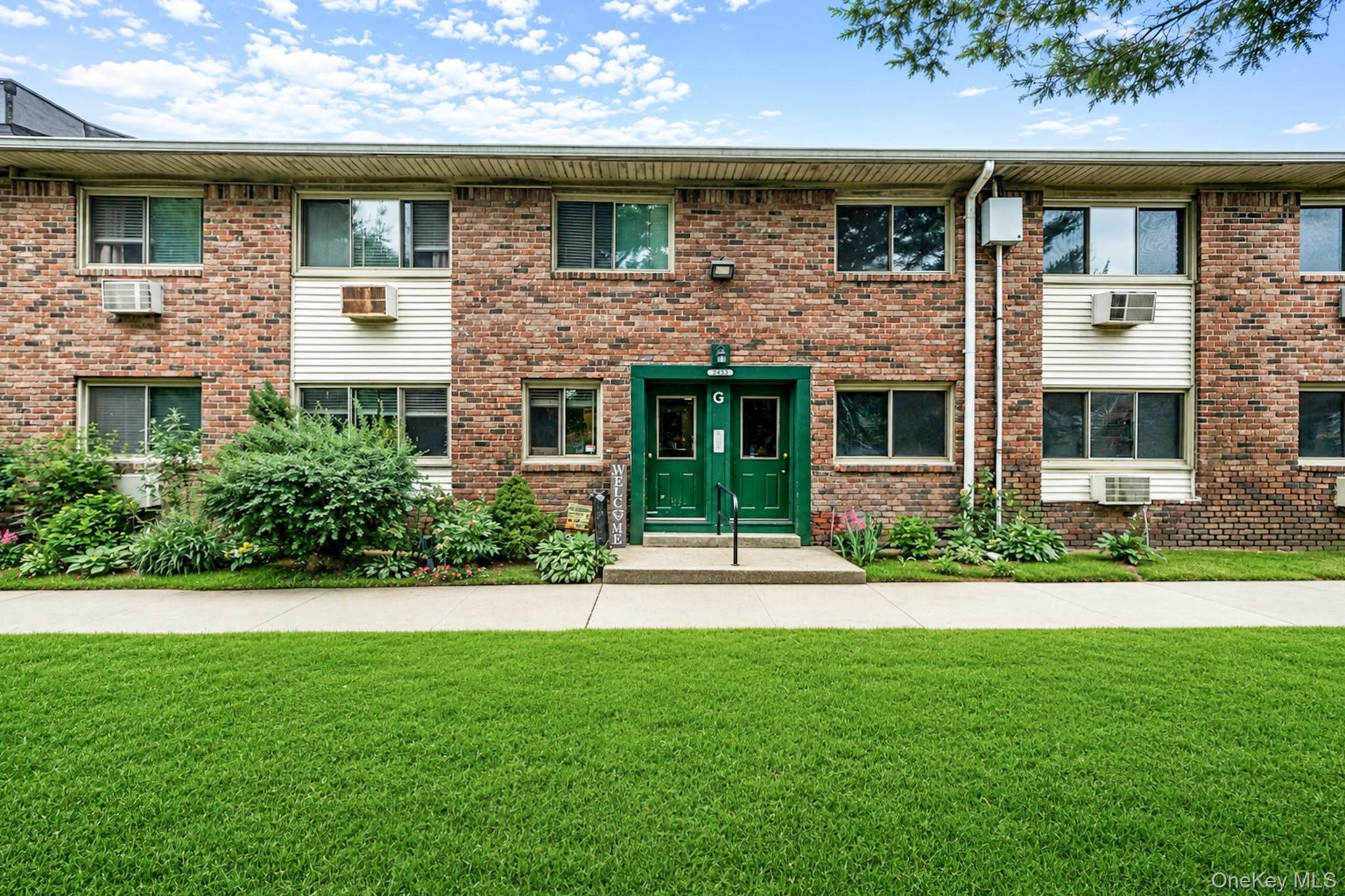 2453 union blvd #24a, Islip