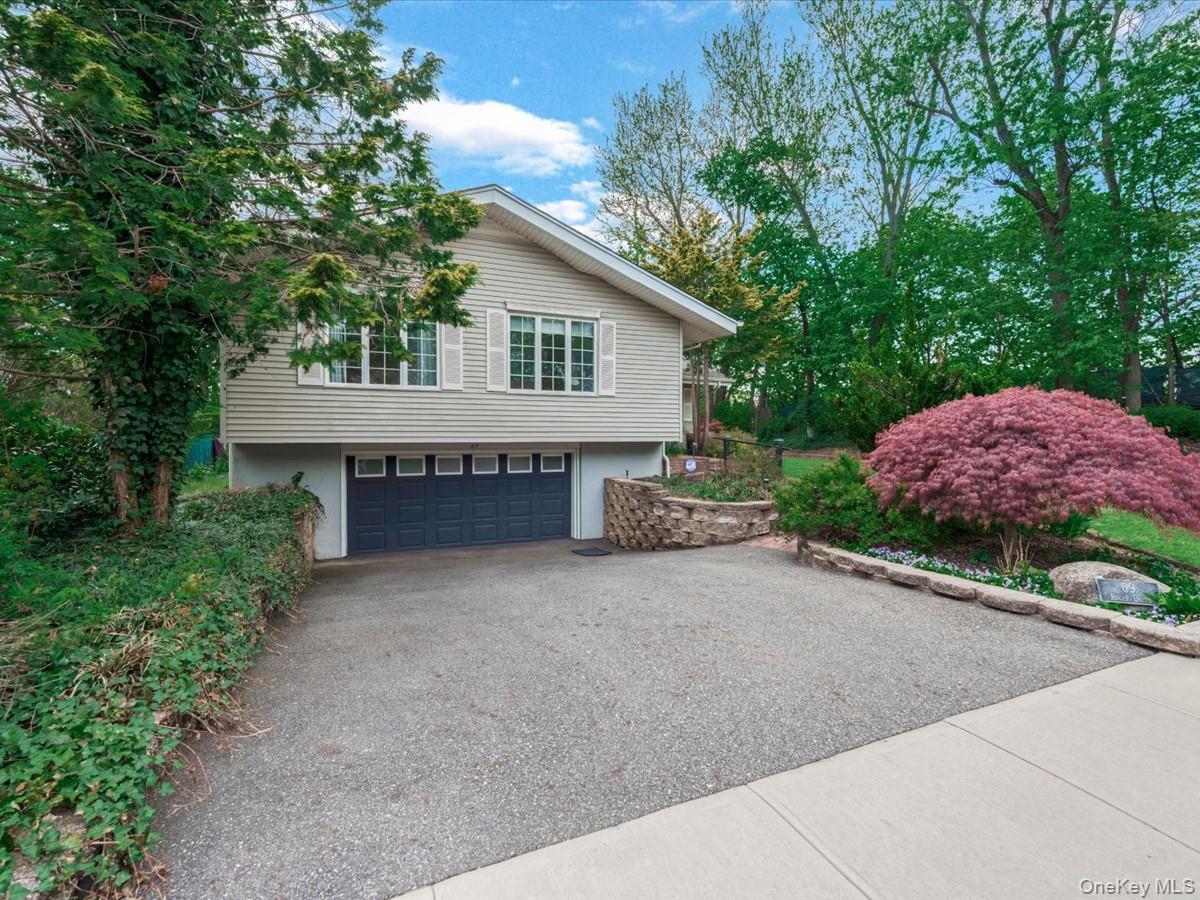 69 Roger Drive — photo 3