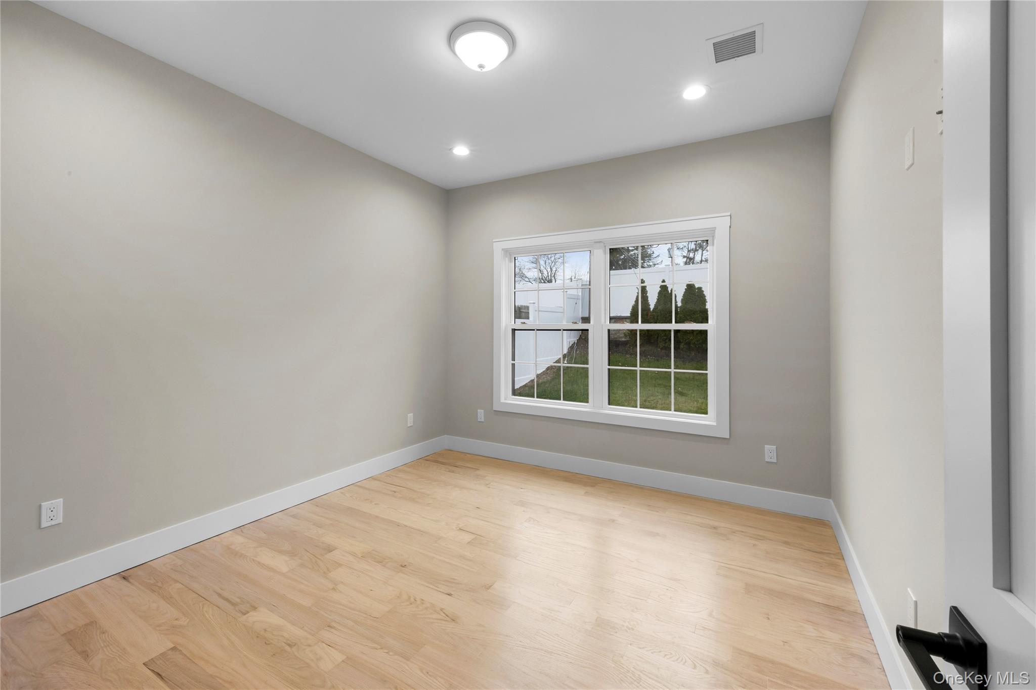 21 Devon Road — photo 19