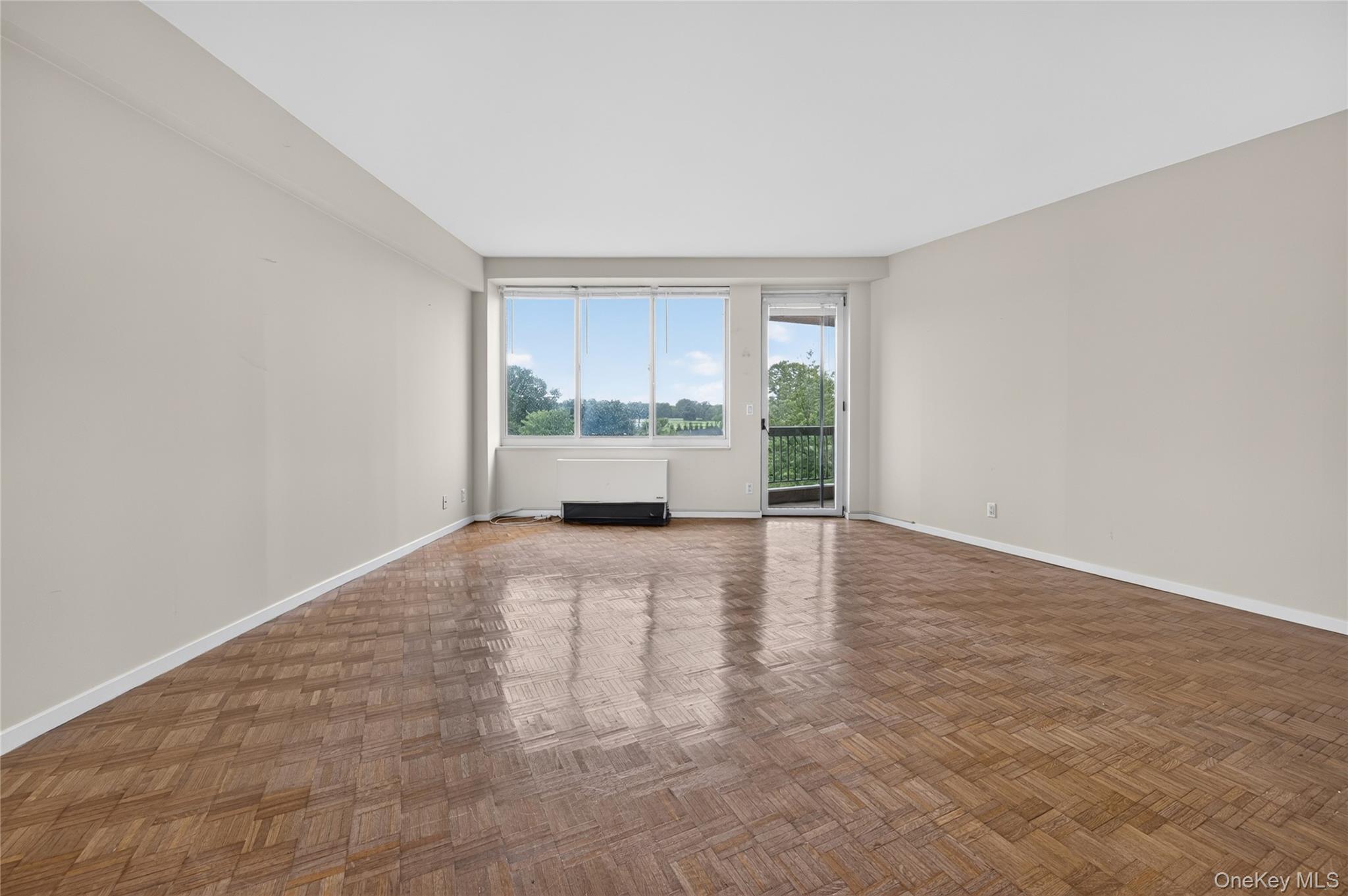 111 Cherry Vallley Avenue #408W — photo 18