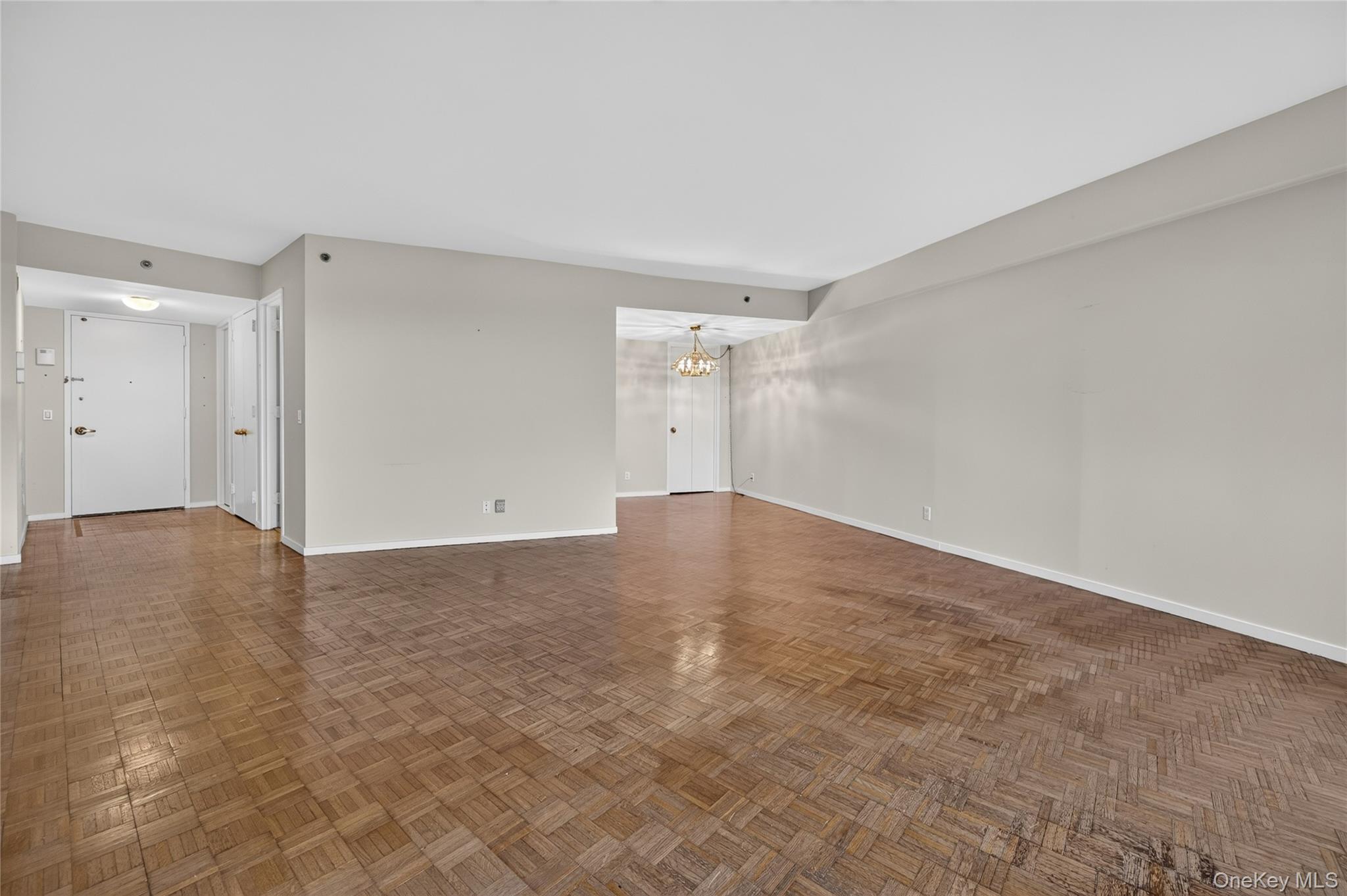 111 Cherry Vallley Avenue #408W — photo 6