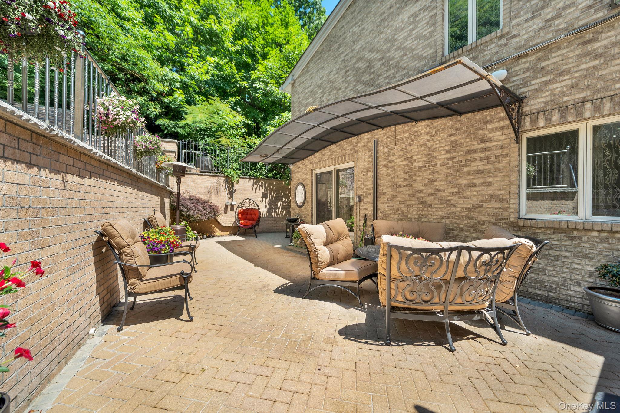 180-15 Aberdeen Road — photo 48