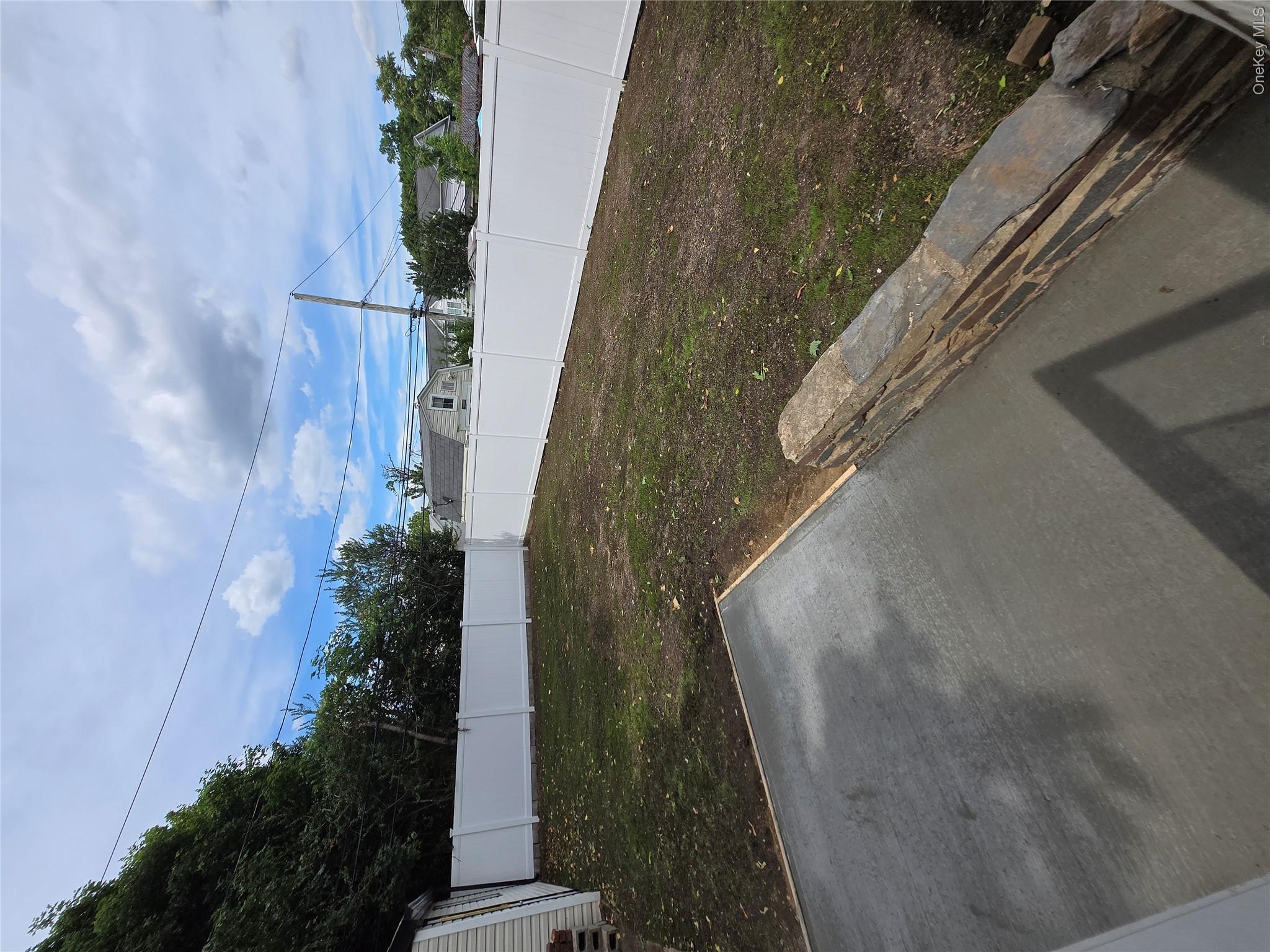 23 Harriman Avenue — photo 22