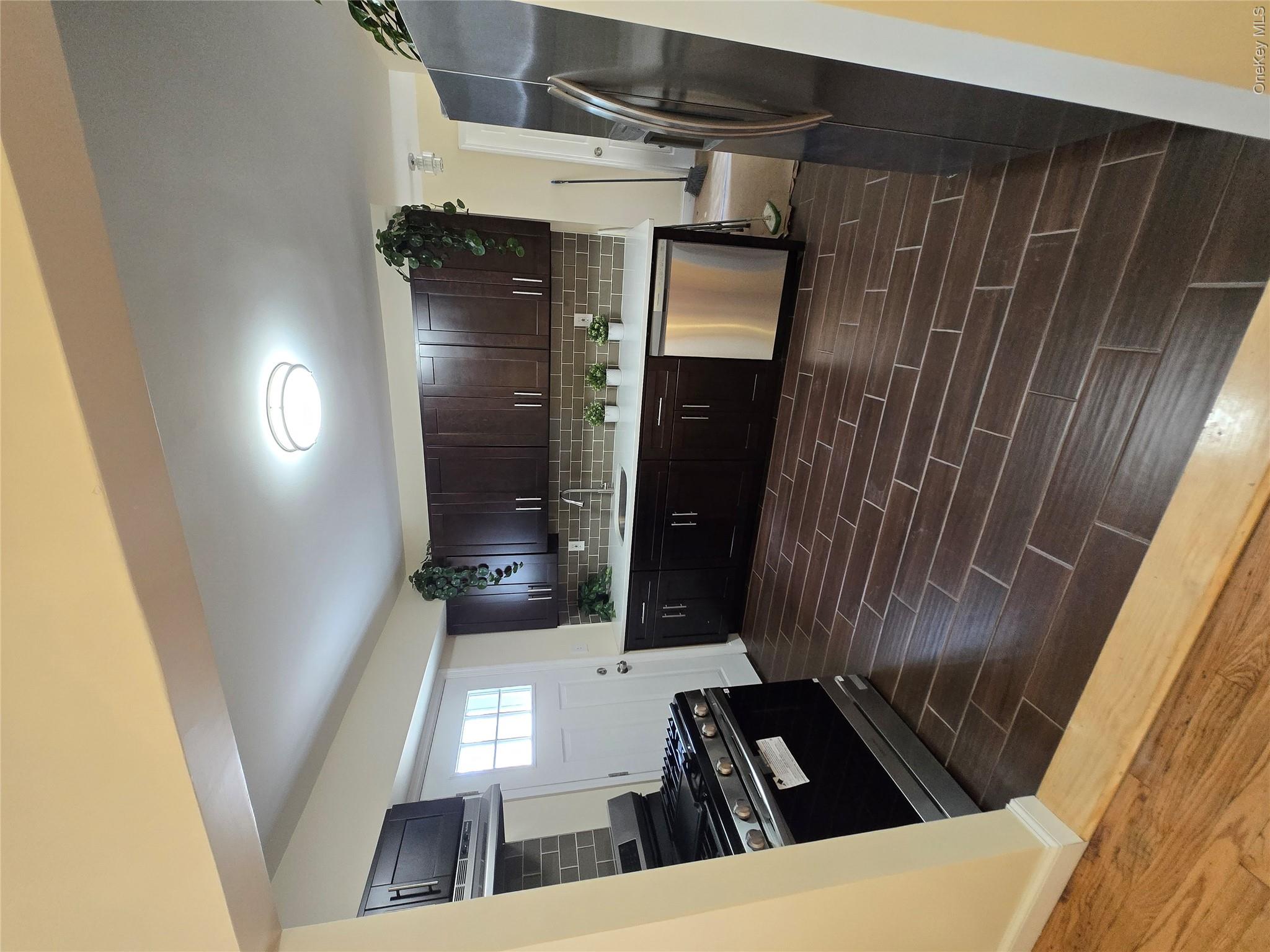 23 Harriman Avenue — photo 6
