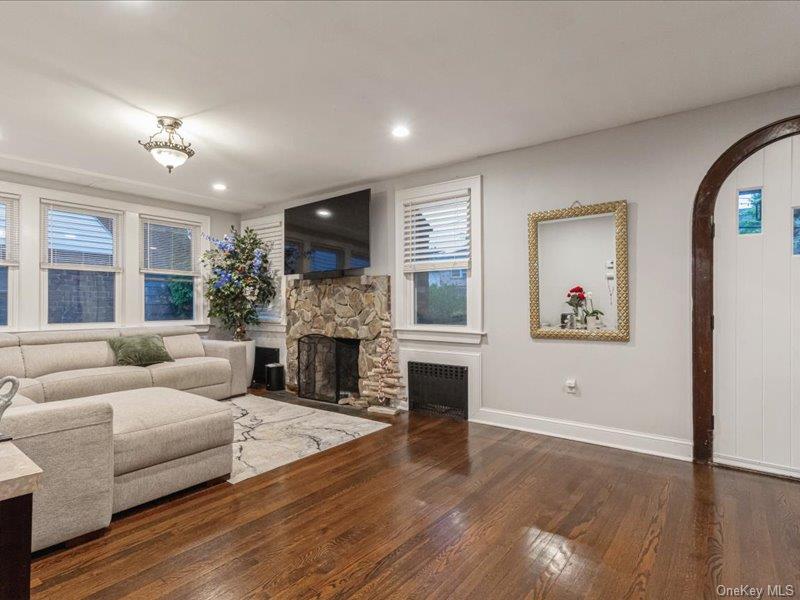 167 Lakeview Avenue — photo 3