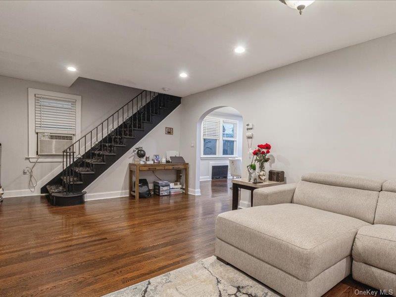 167 Lakeview Avenue — photo 4