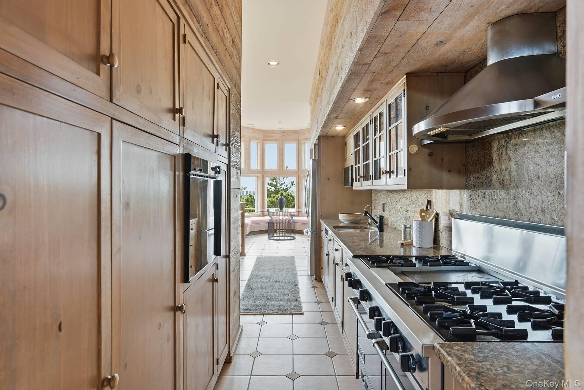 137 Sandune Court — photo 17