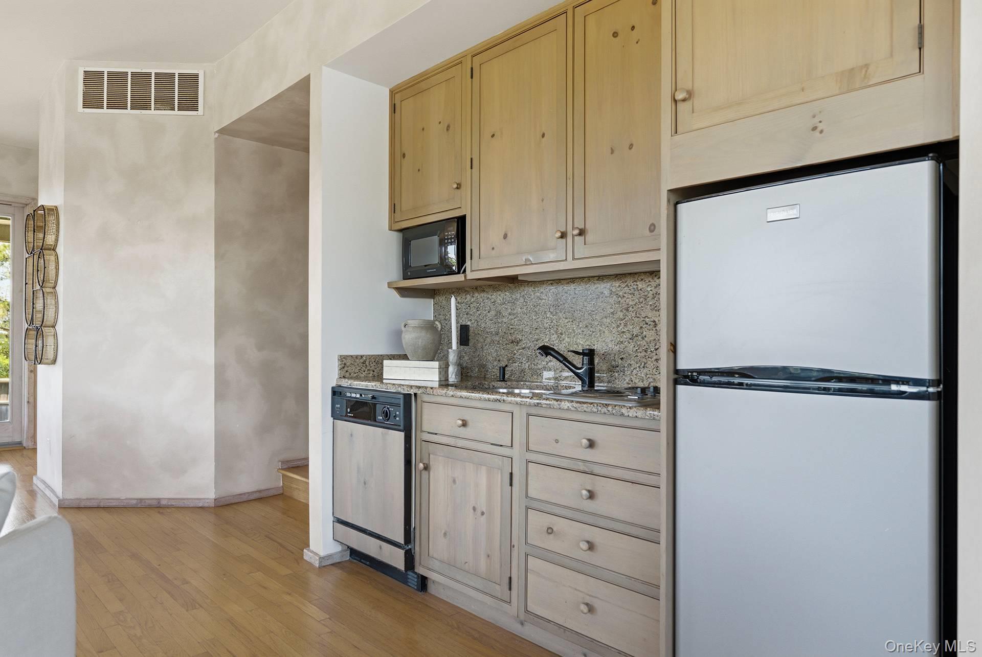 137 Sandune Court — photo 29