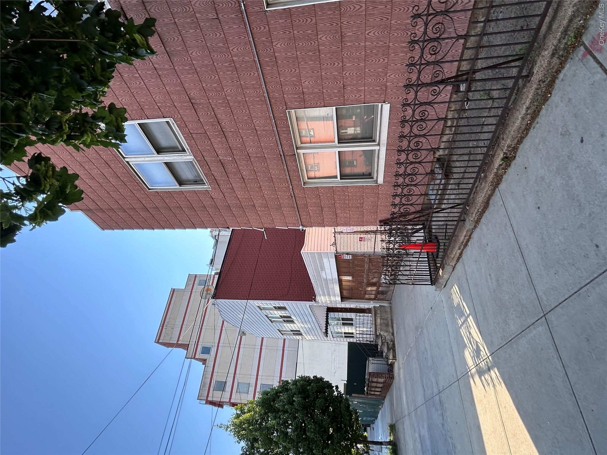 38-12 28th Street, Long Island City