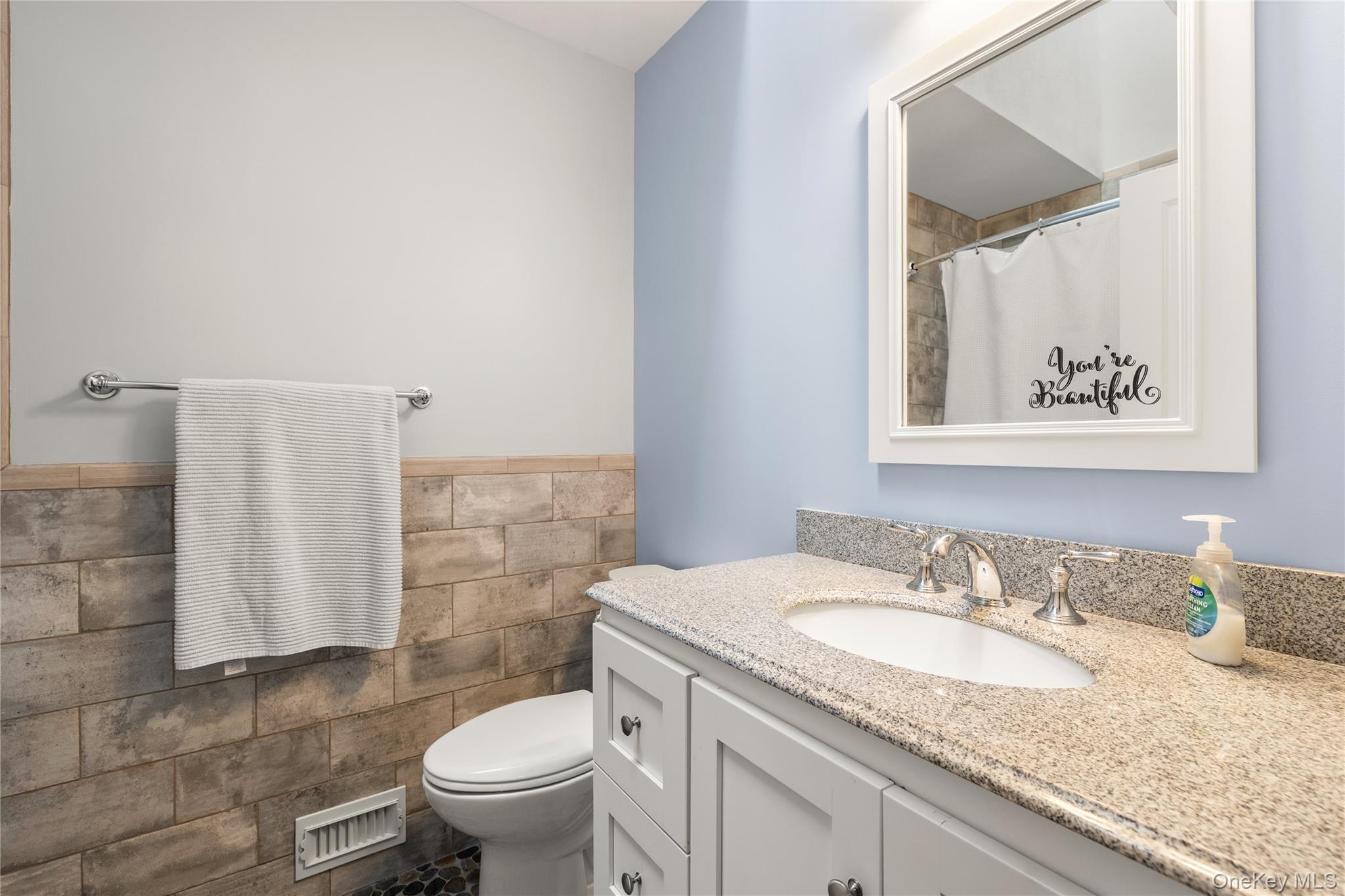 8 Victoria Drive #8 — photo 18