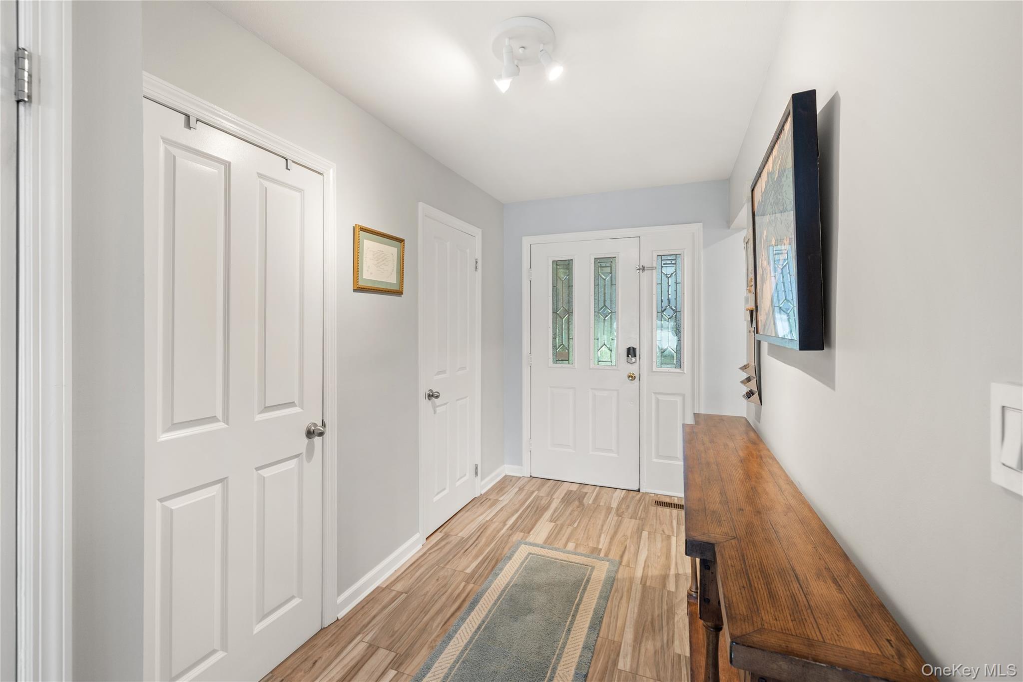 8 Victoria Drive #8 — photo 4