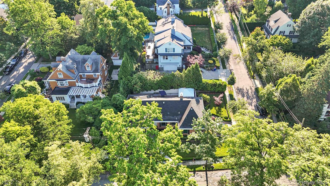 105 Park Lane — photo 47