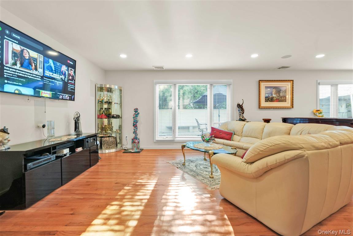 105 Park Lane — photo 7