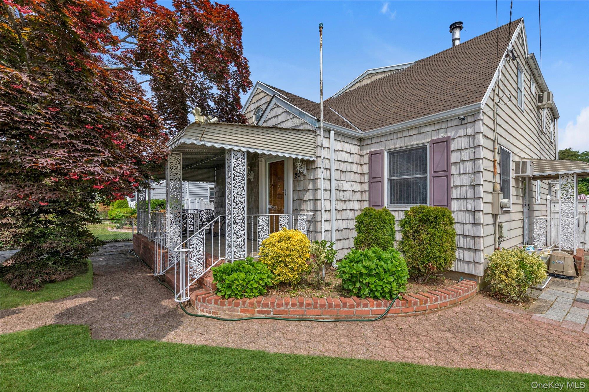 20 Francine Drive, Massapequa