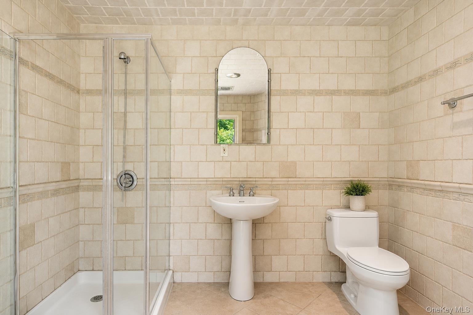 1319 Auerbach Avenue — photo 24