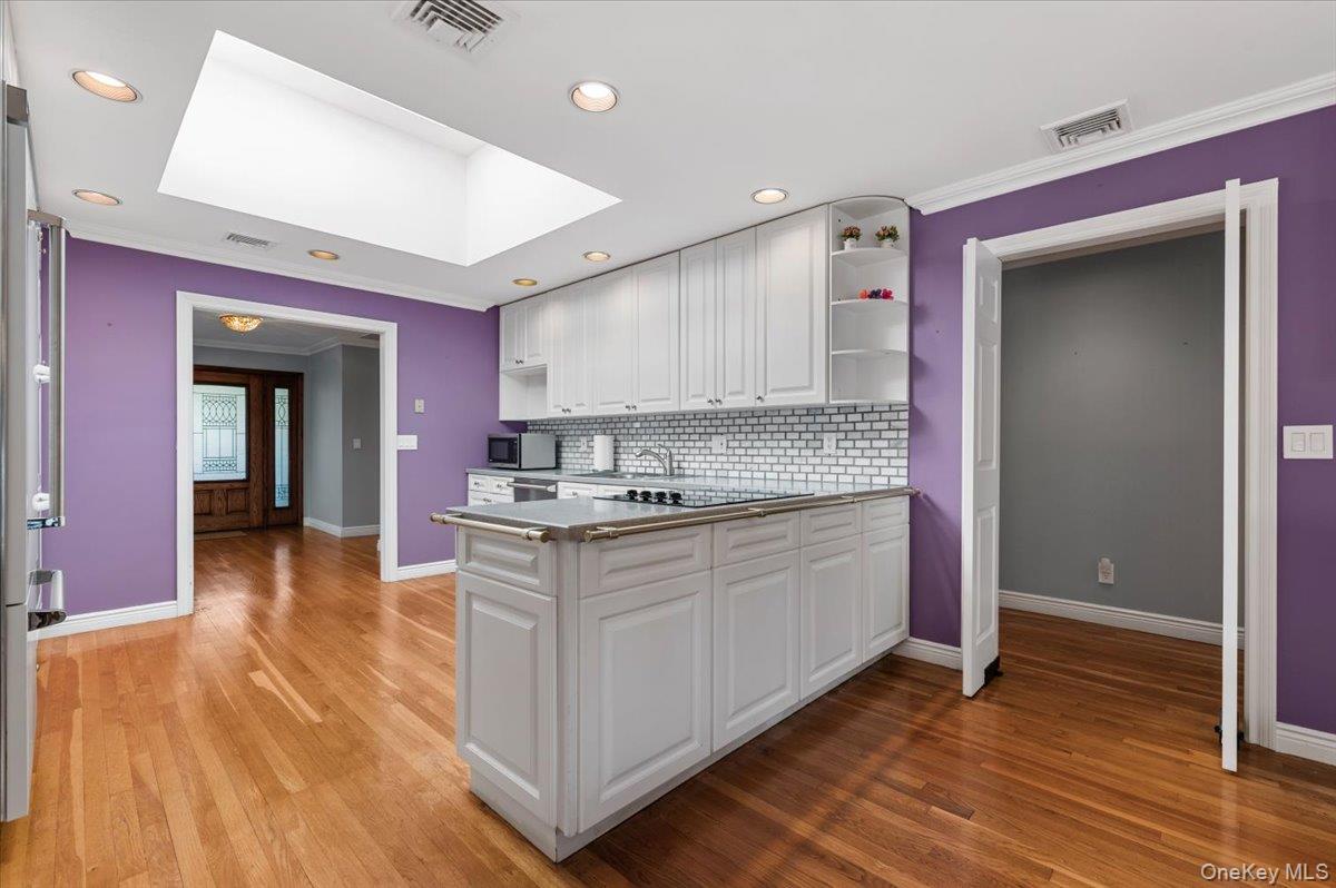 18 Hickman Street — photo 10