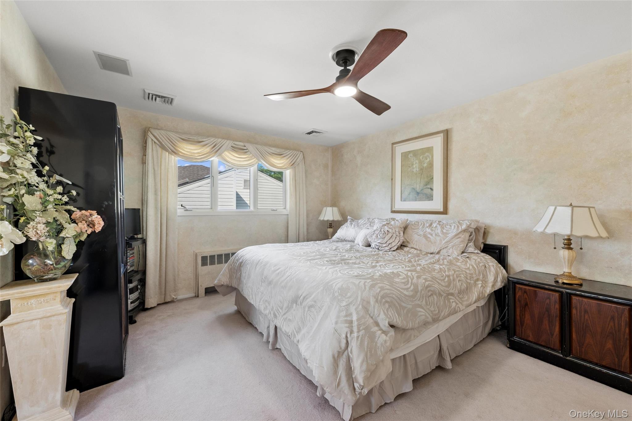2105 Holland Way — photo 14