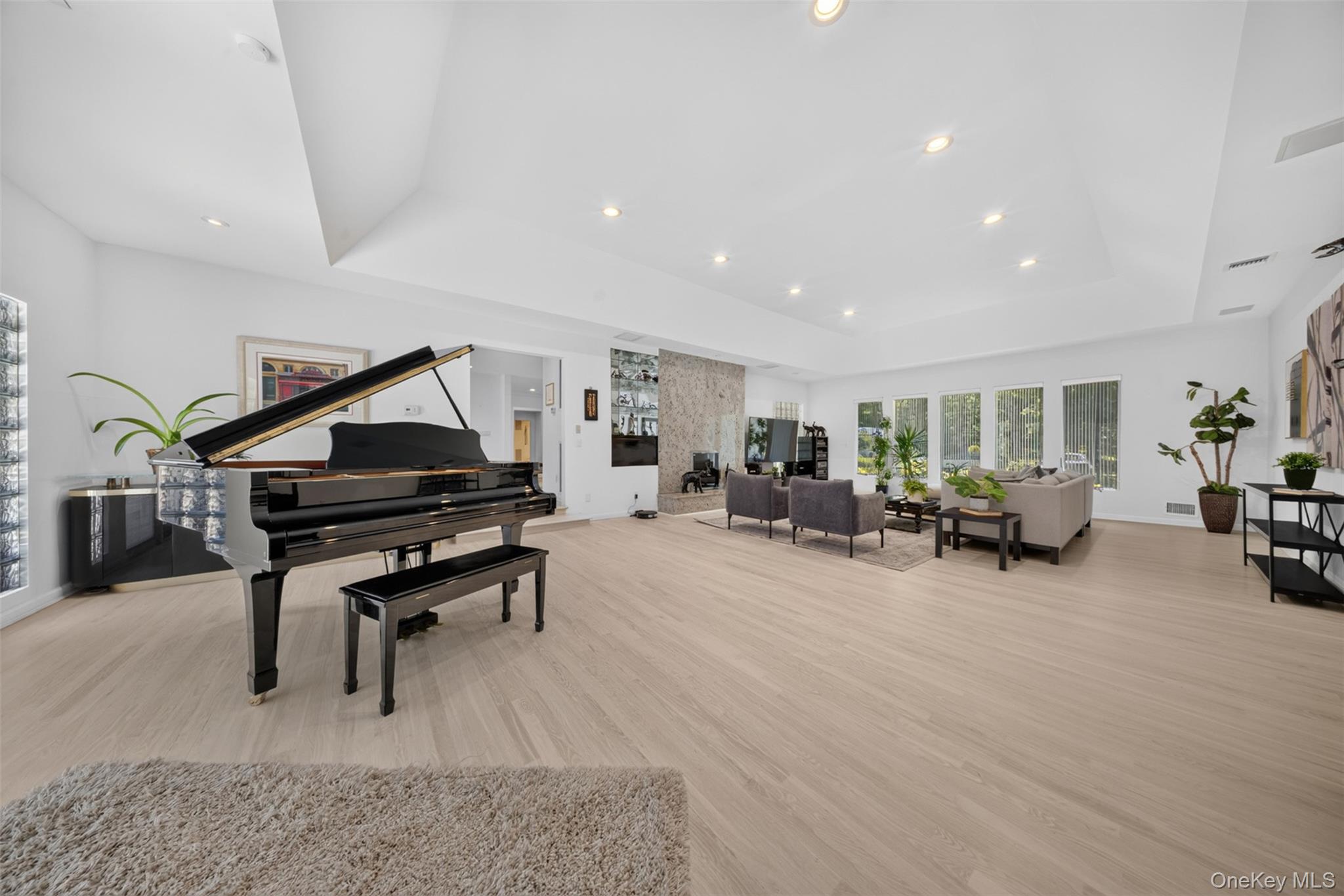 8 Victorian Lane — photo 12