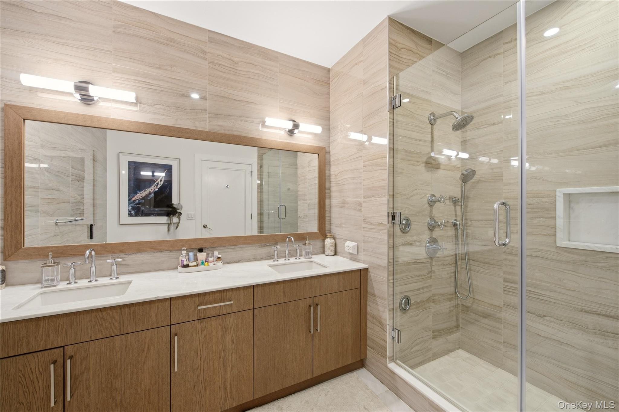 100 Garvies Point Road #1316 — photo 8