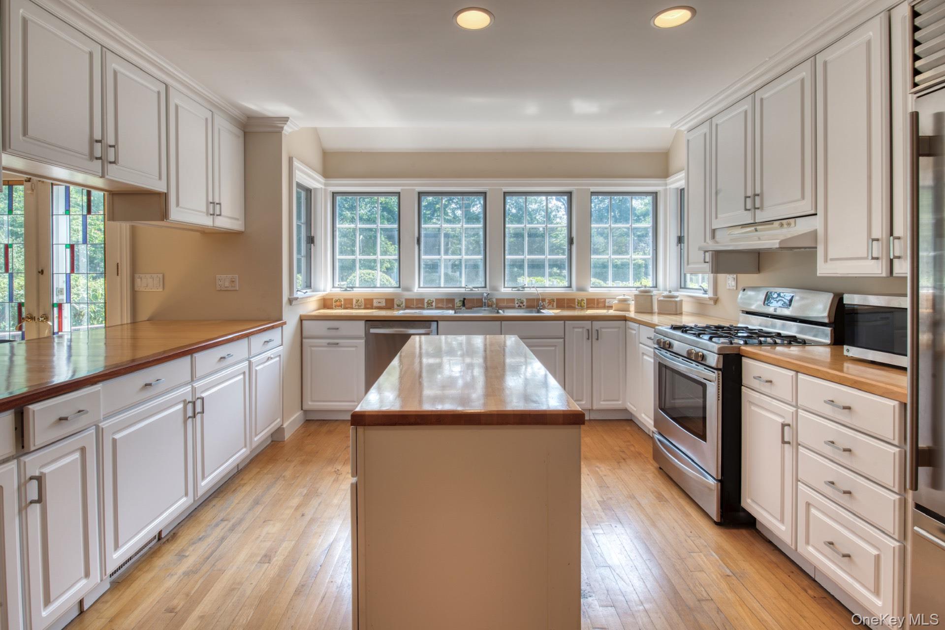 54 Palmer Terrace — photo 10