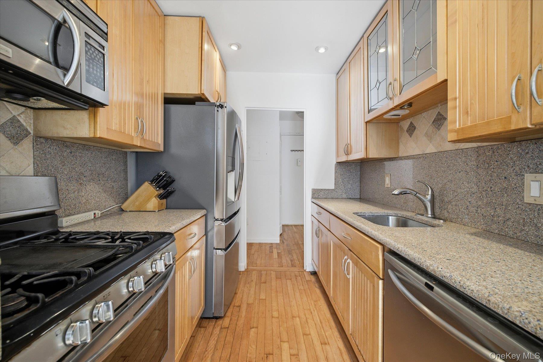 370 Broadway #5W — photo 6