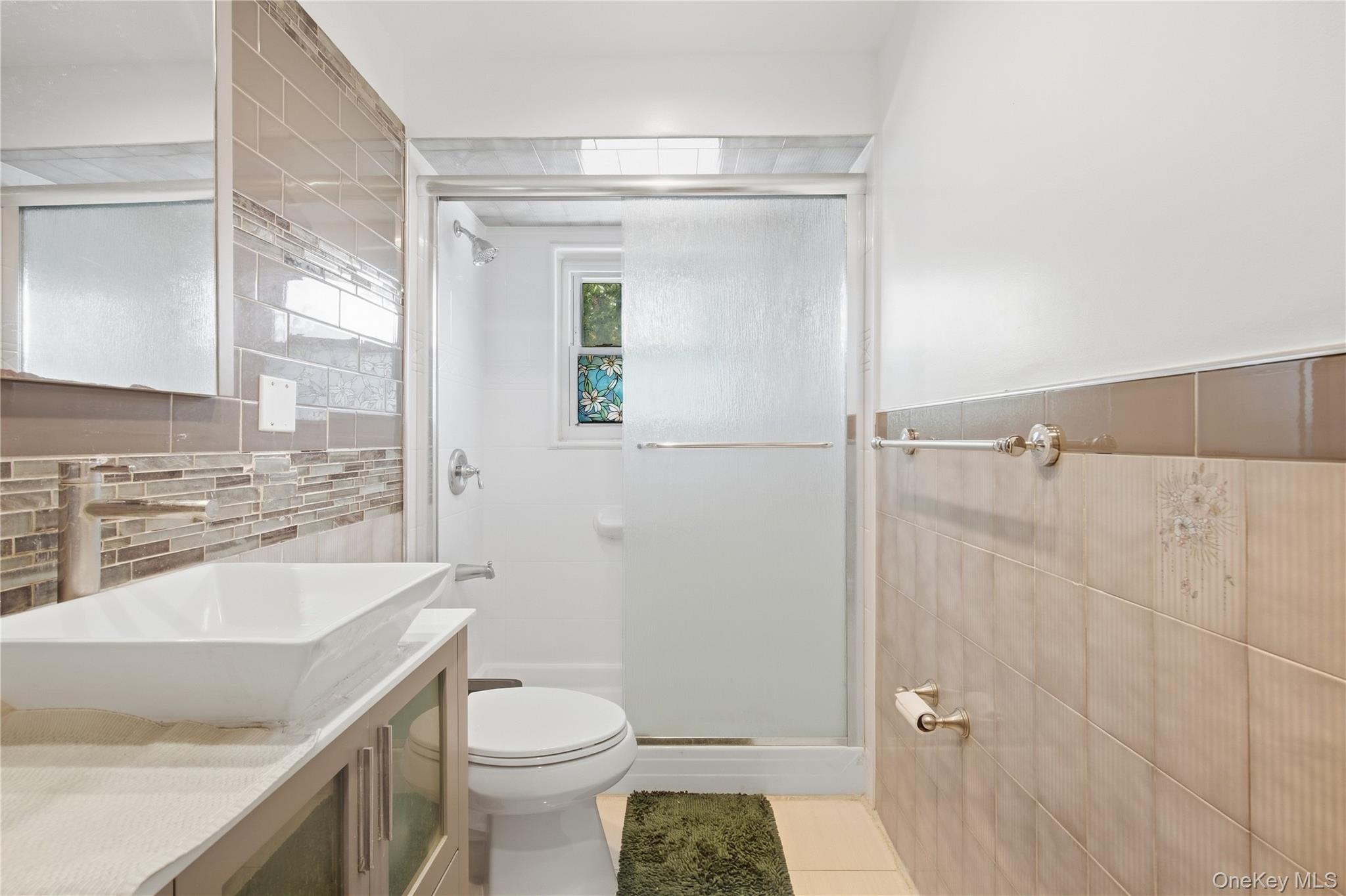 90 Clearstream Avenue — photo 16