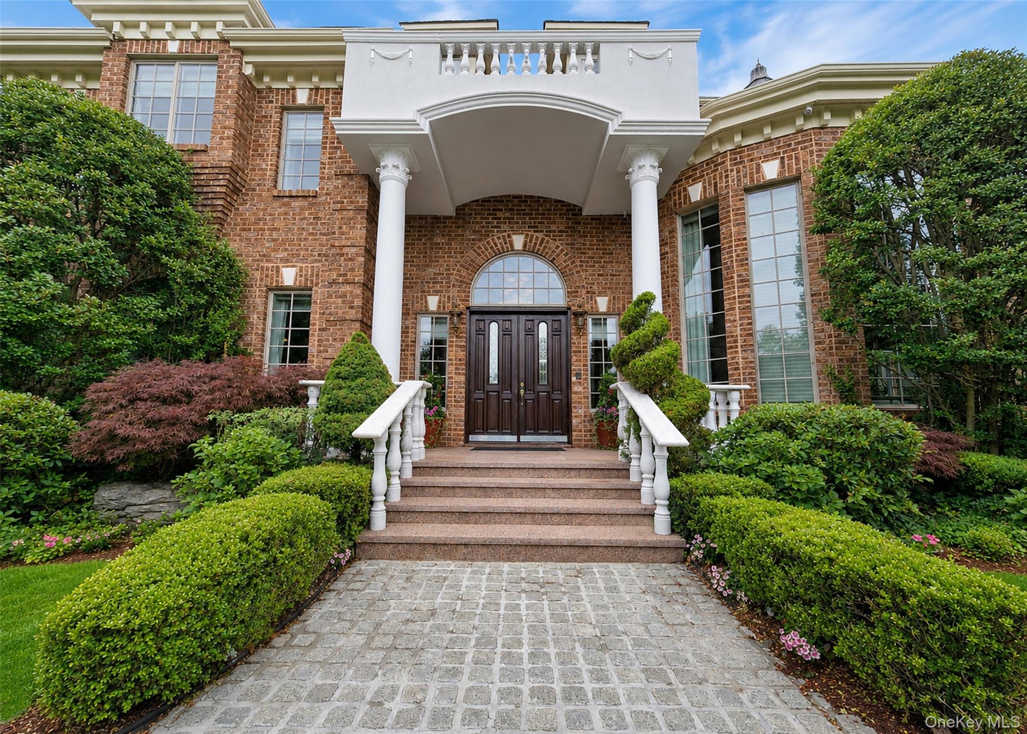 6 Boxwood Way — photo 2