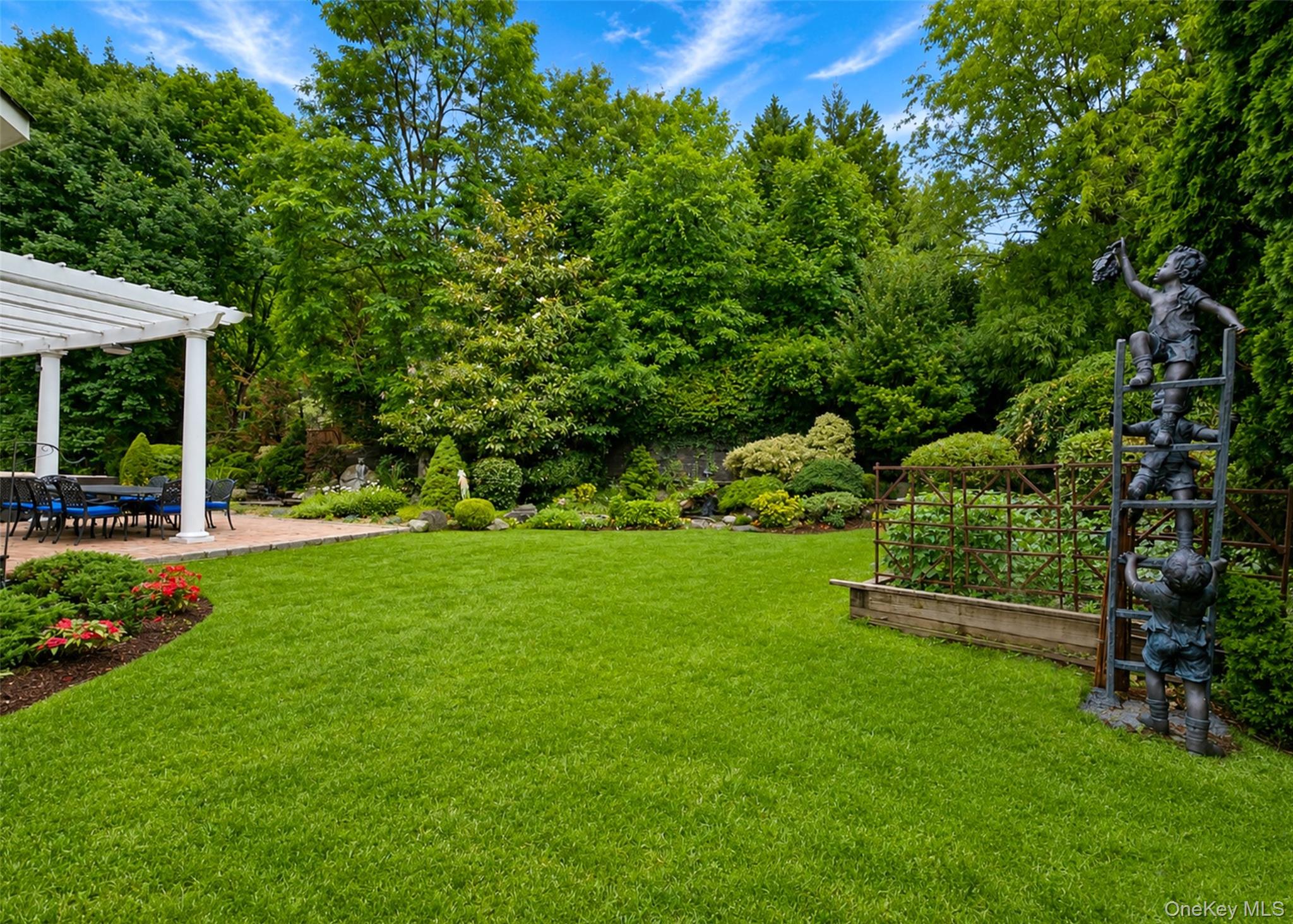6 Boxwood Way — photo 42