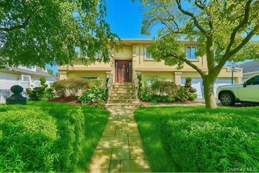 62 Walnut Road, Inwood
