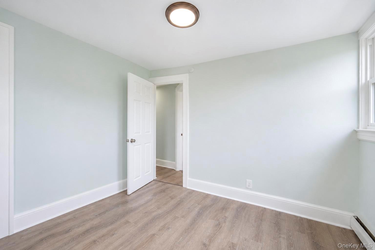 26 Flanders Place — photo 32