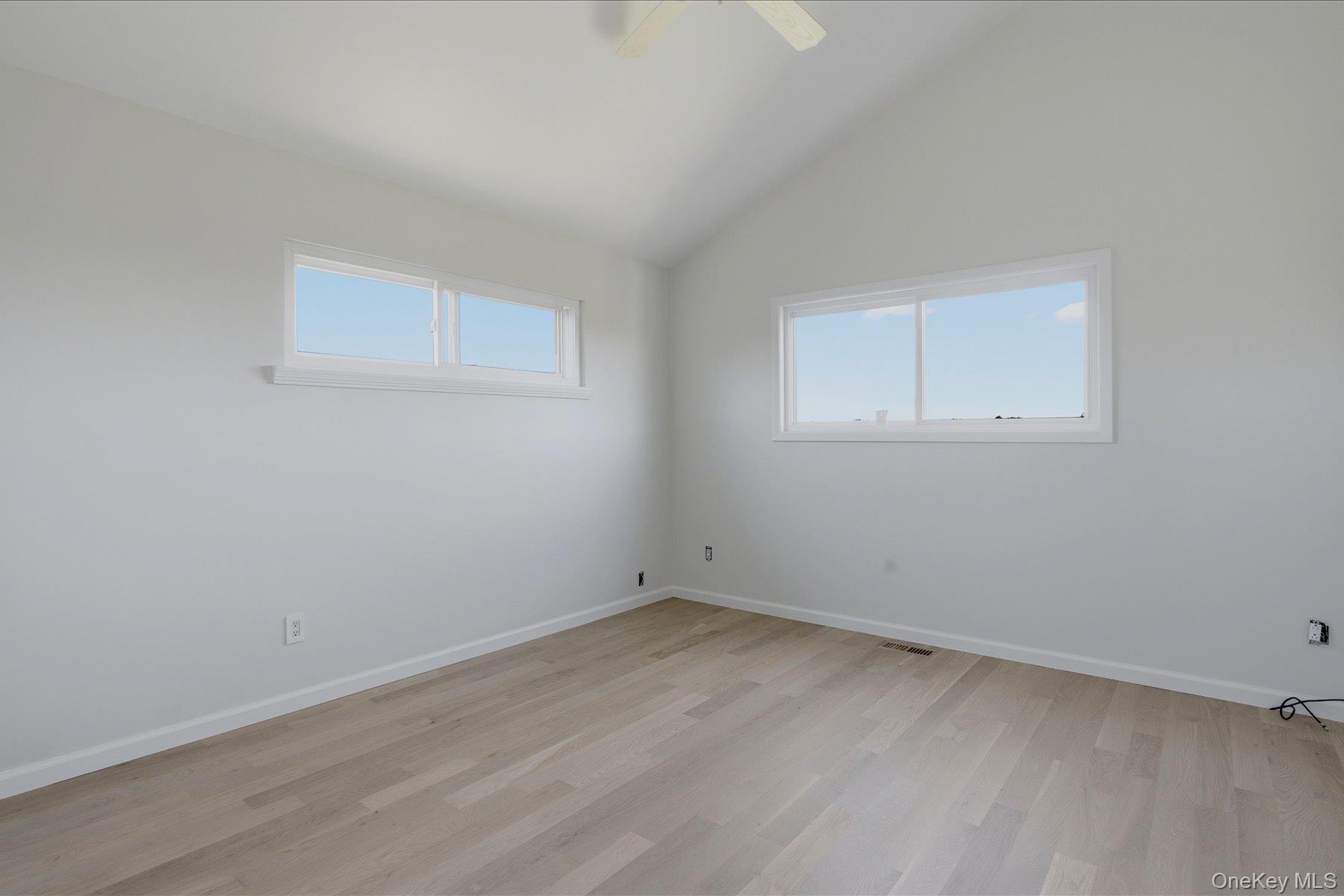 16 Meadow Lane — photo 18
