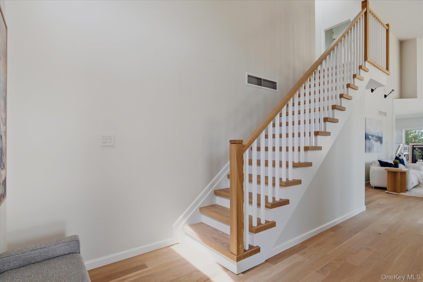16 Meadow Lane — photo 20