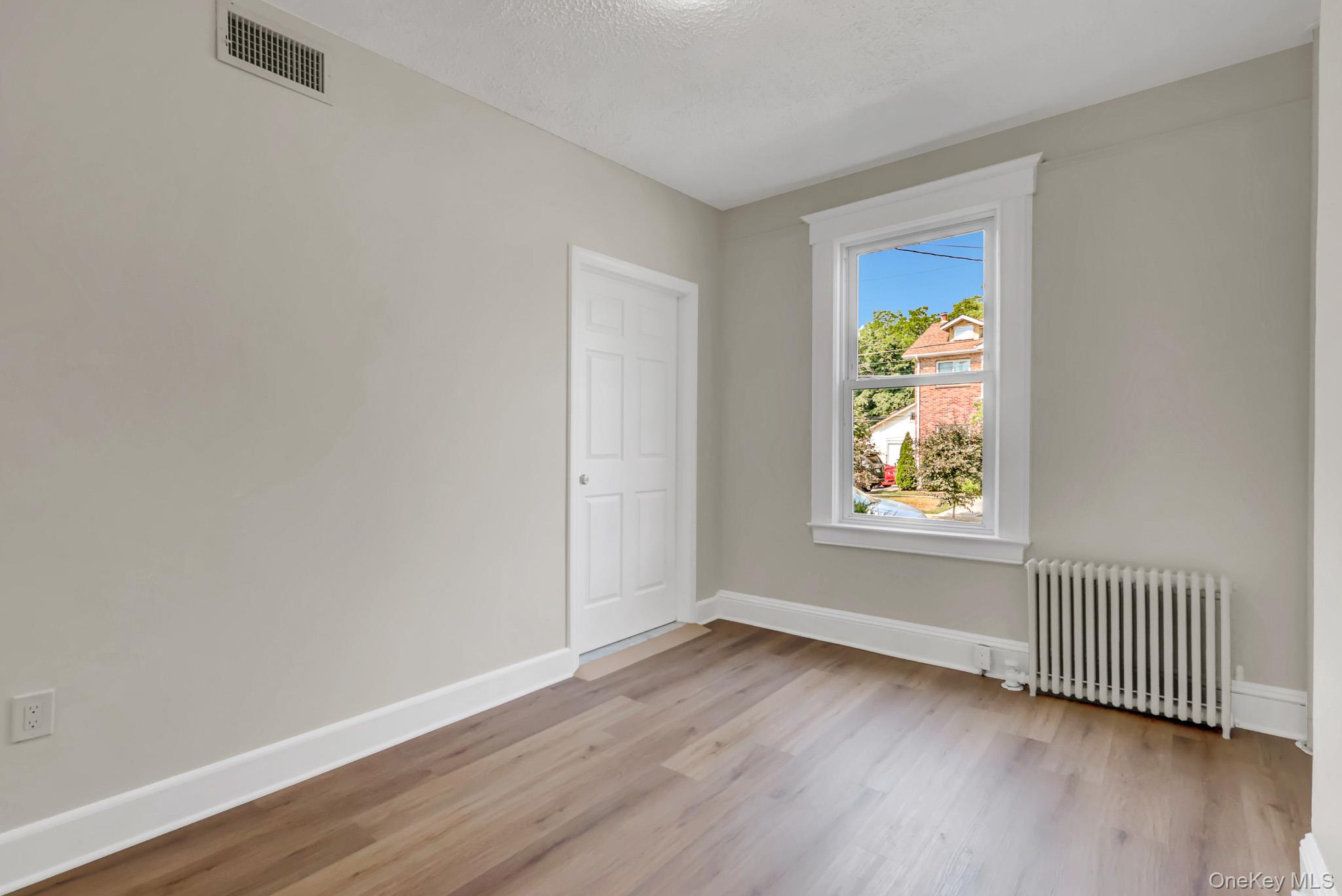 5 Columbia Street — photo 10