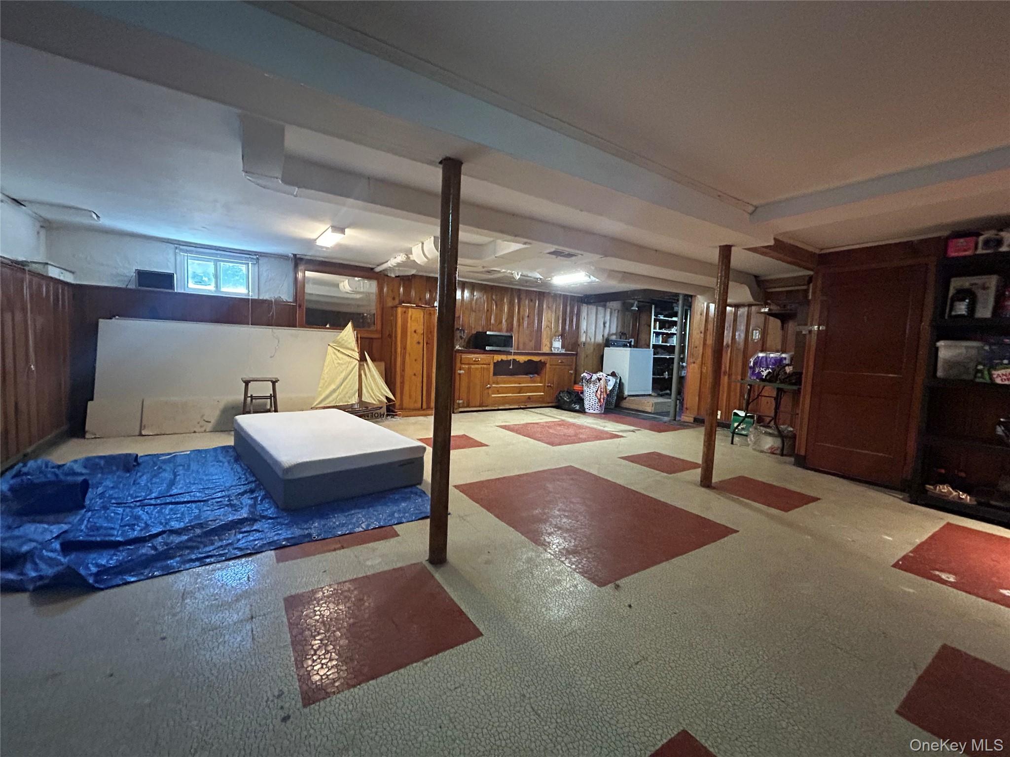92 Melvin Avenue — photo 32