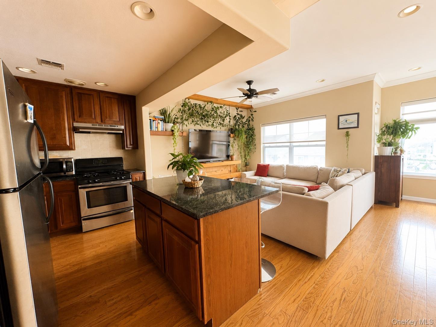 138 Beach 74th Street — photo 17