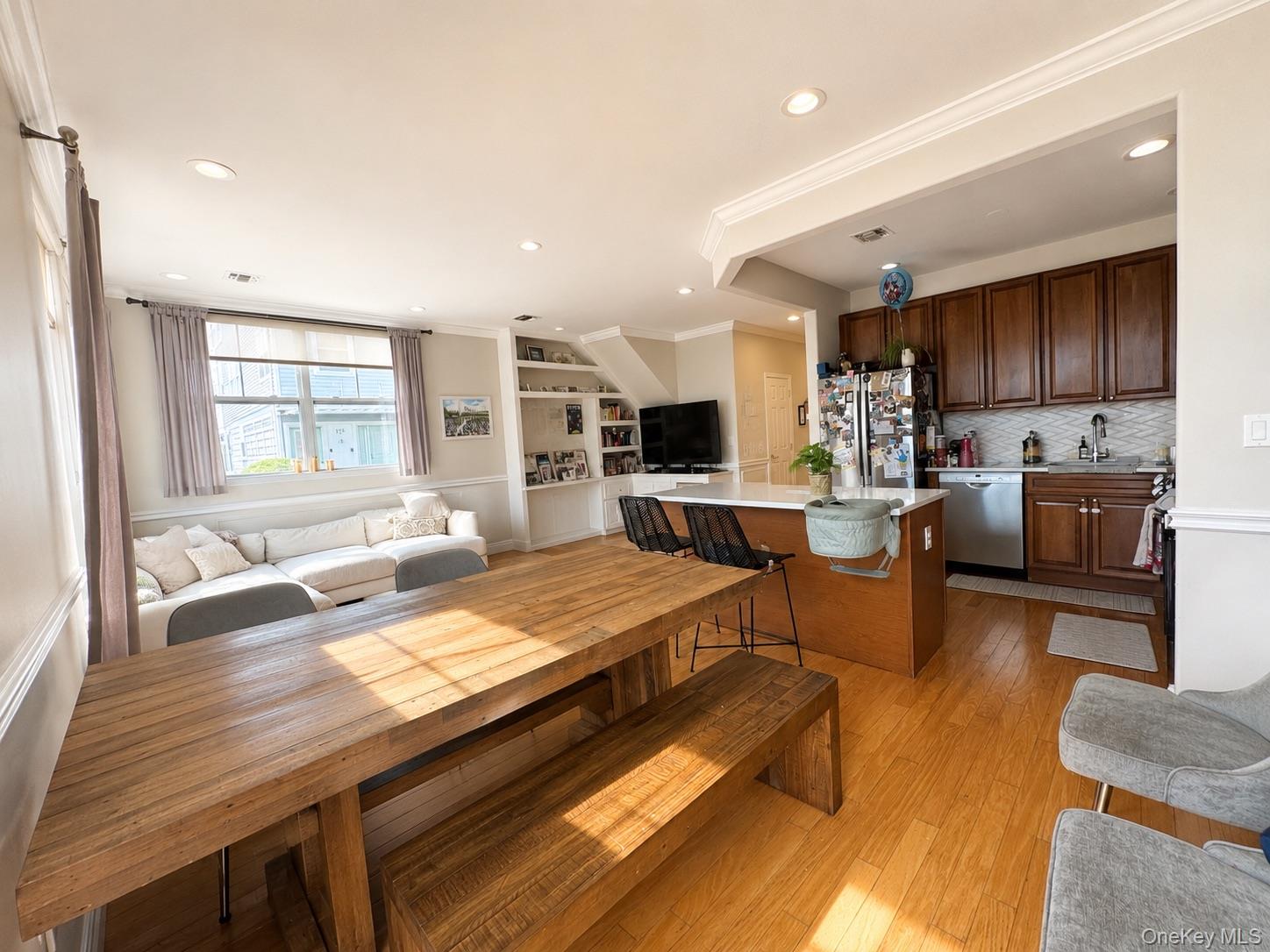138 Beach 74th Street — photo 6