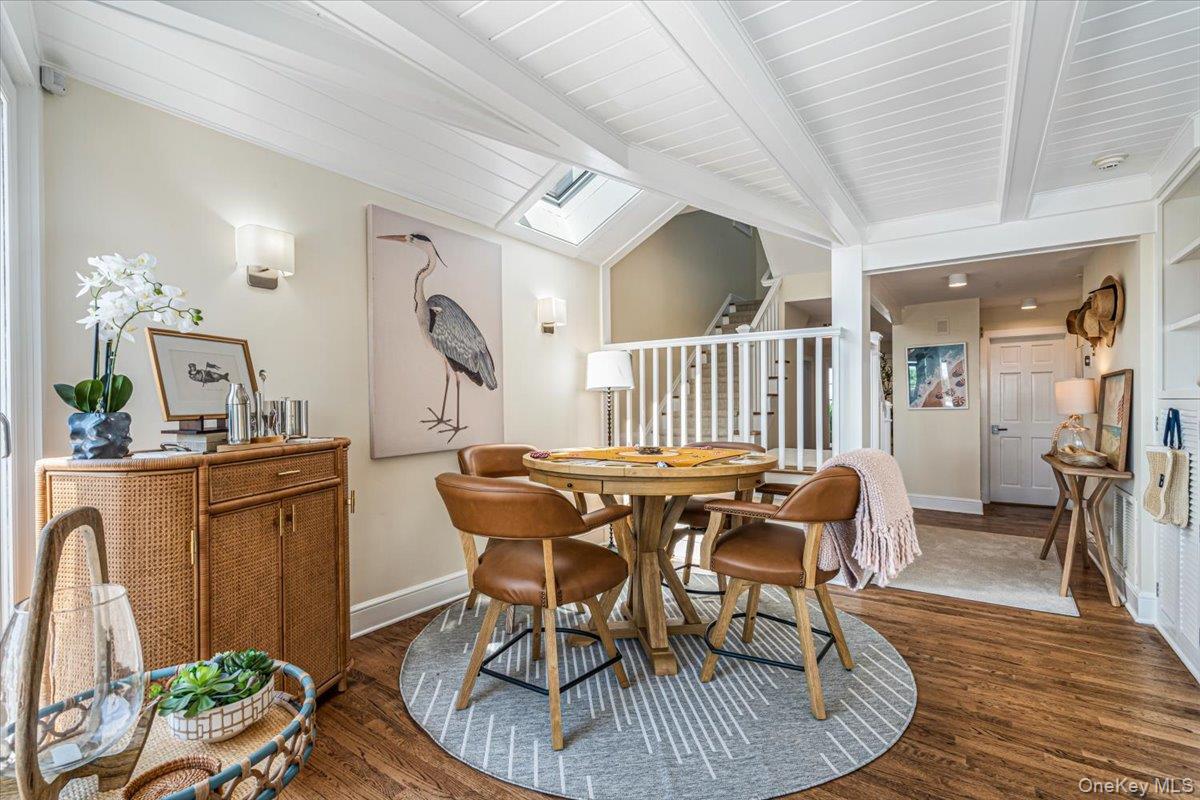 291 Dune Road — photo 13