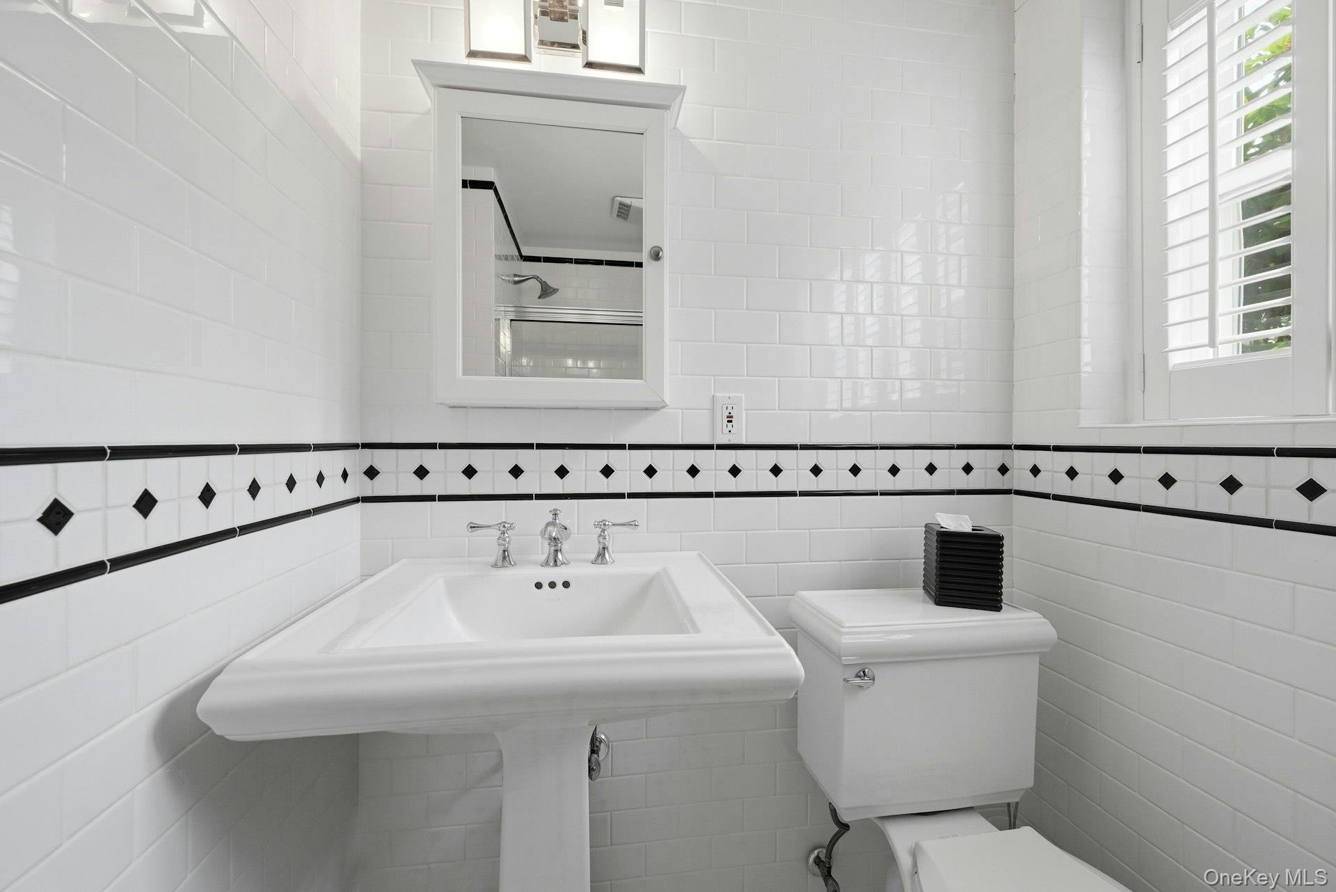 39 Upper Drive — photo 18