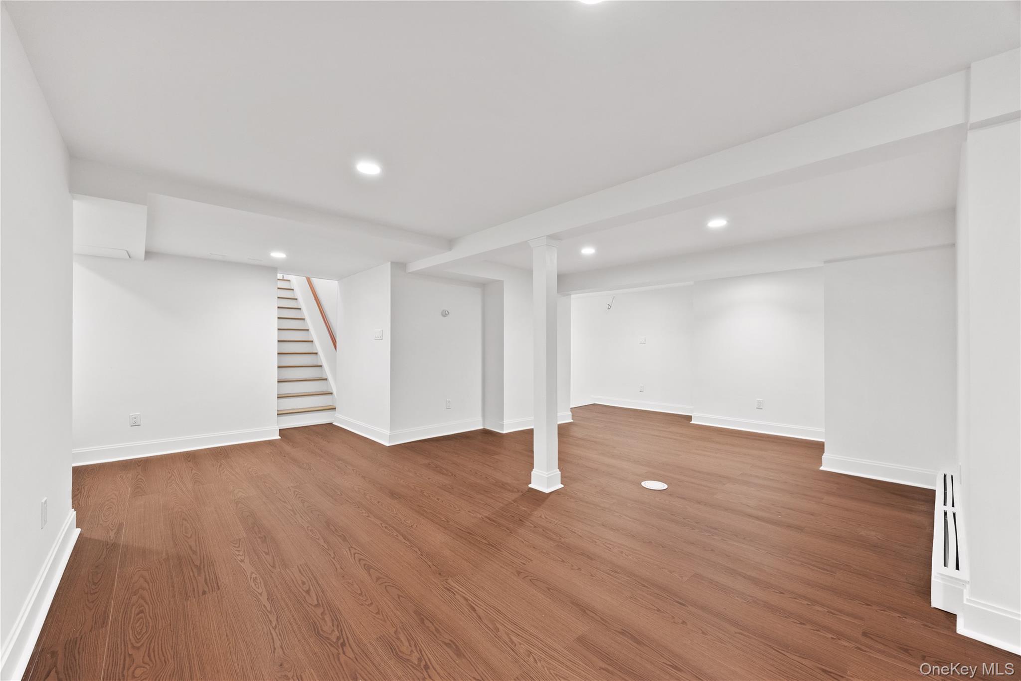 15 Pershing Avenue — photo 25