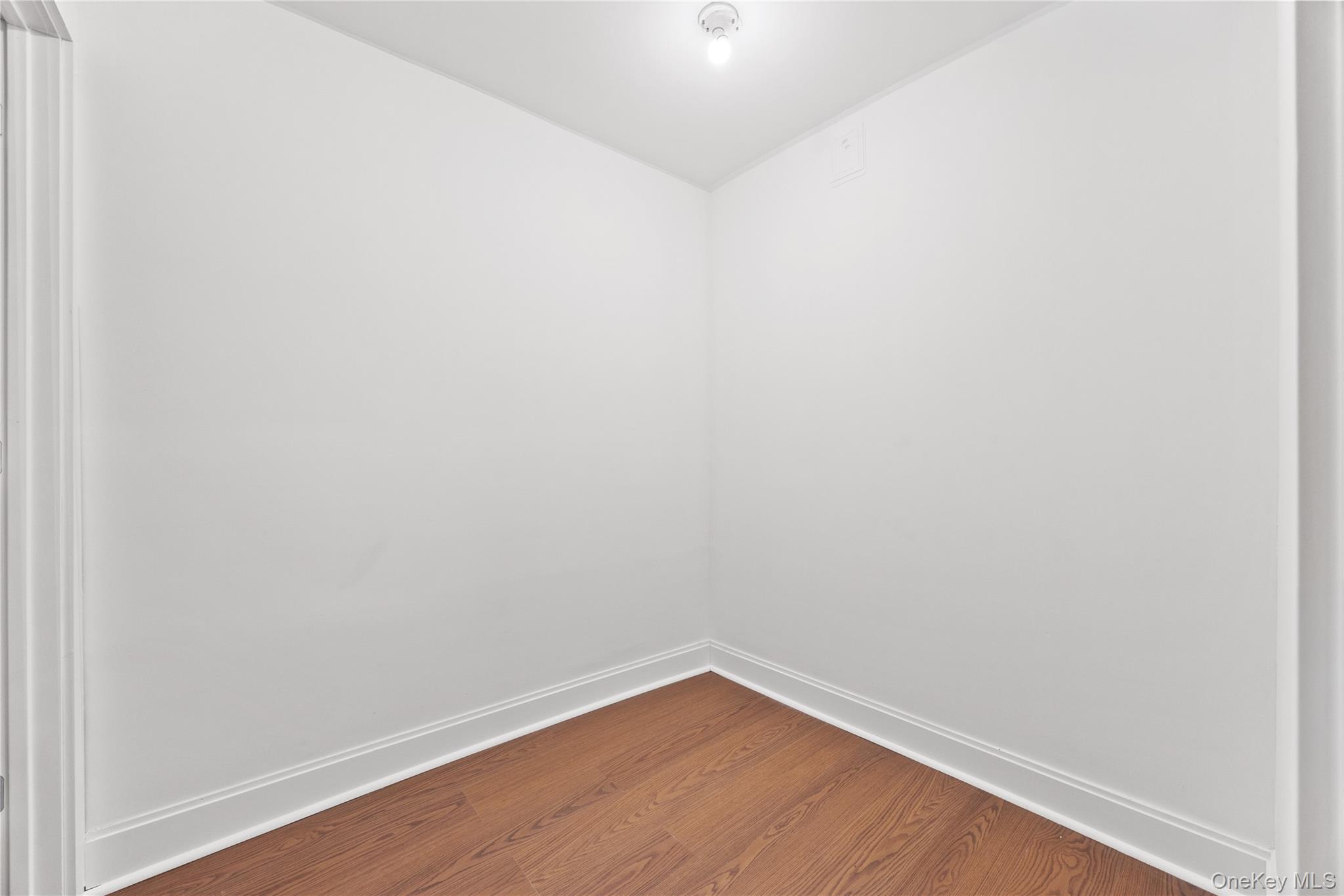 15 Pershing Avenue — photo 28