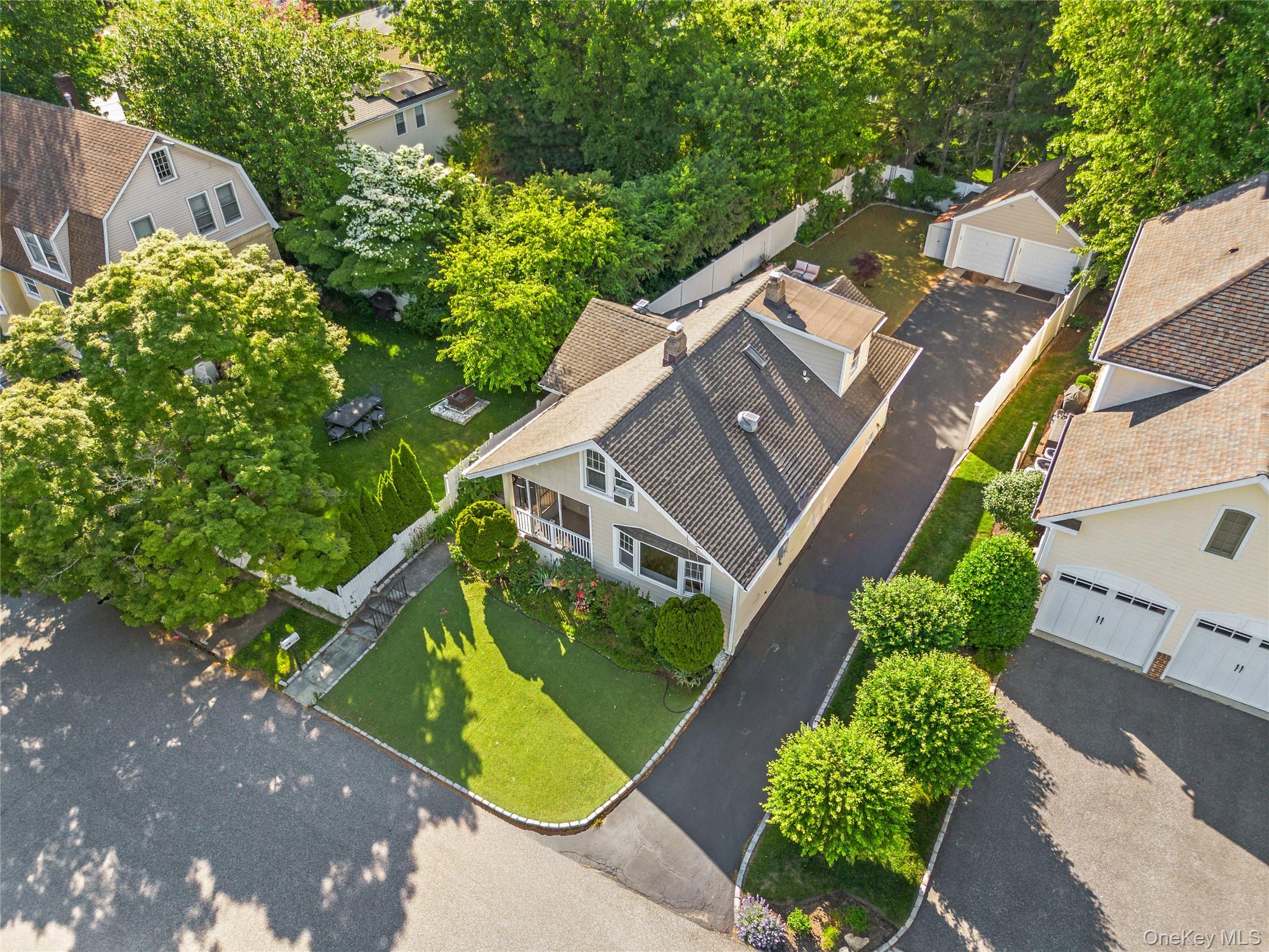 15 Pershing Avenue — photo 35