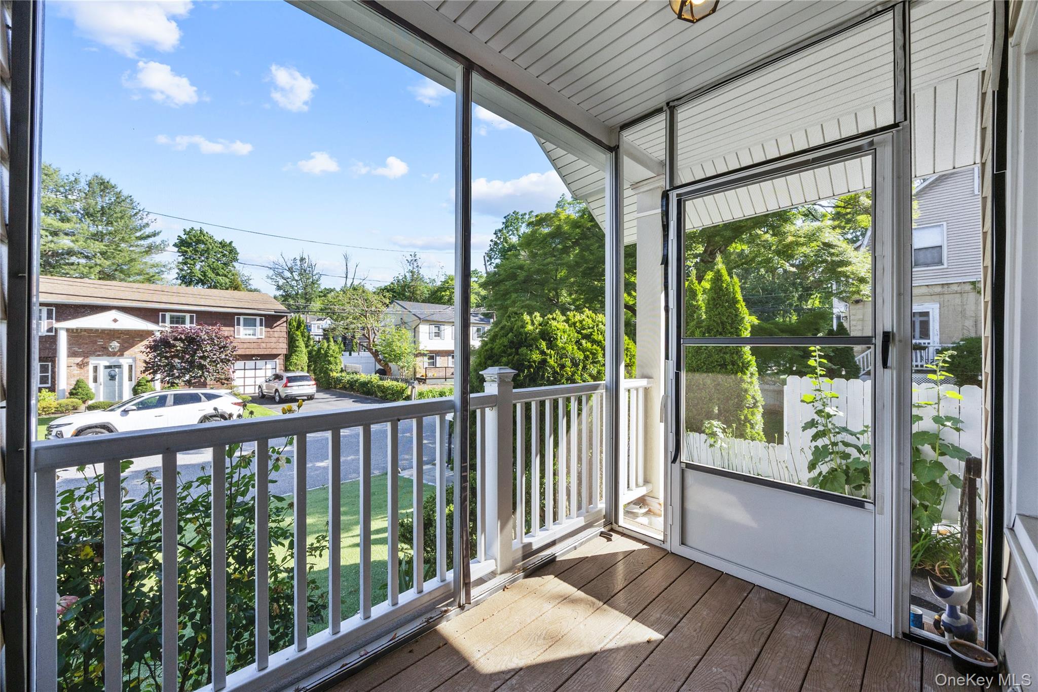 15 Pershing Avenue — photo 4